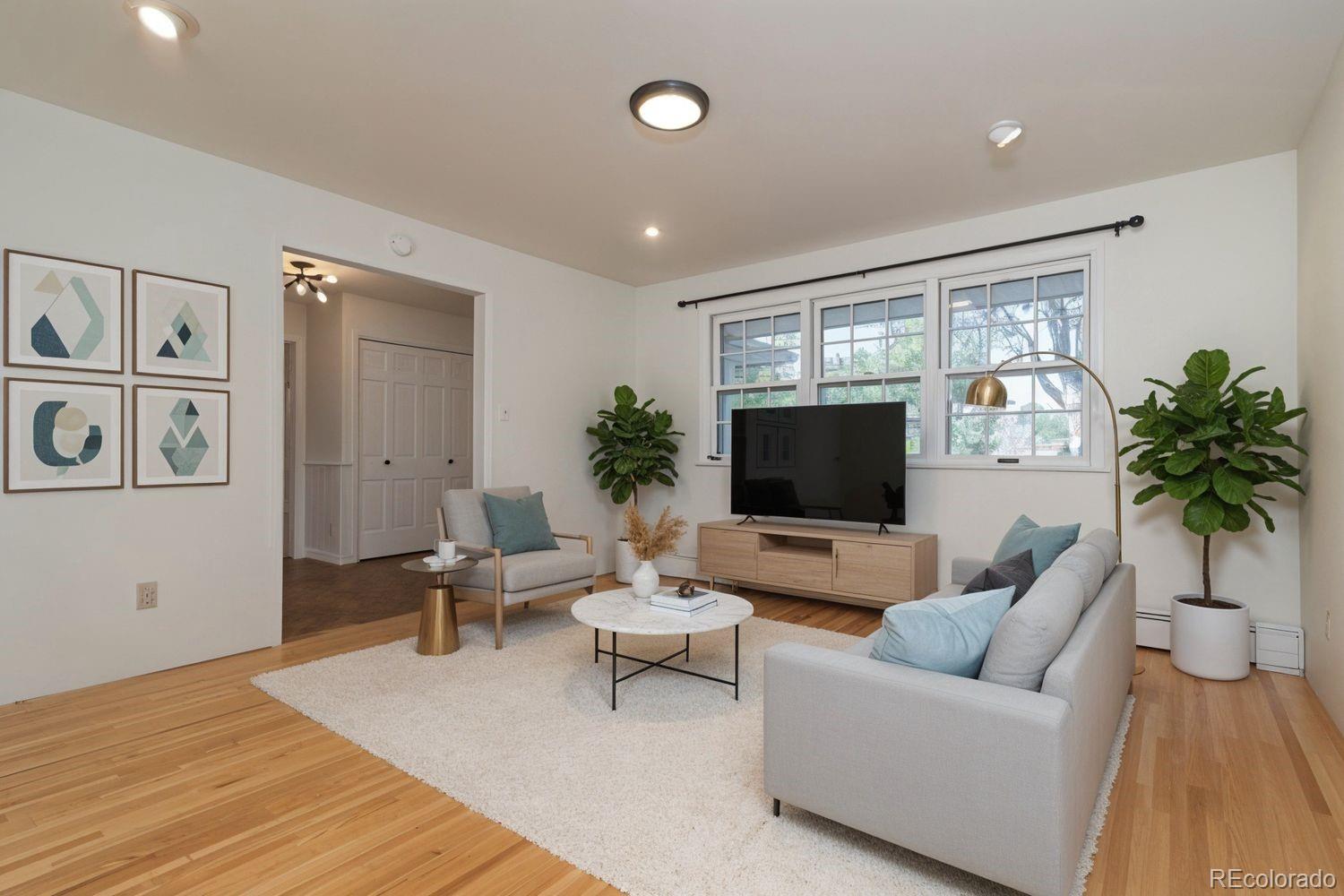 800 E Stanford Avenue