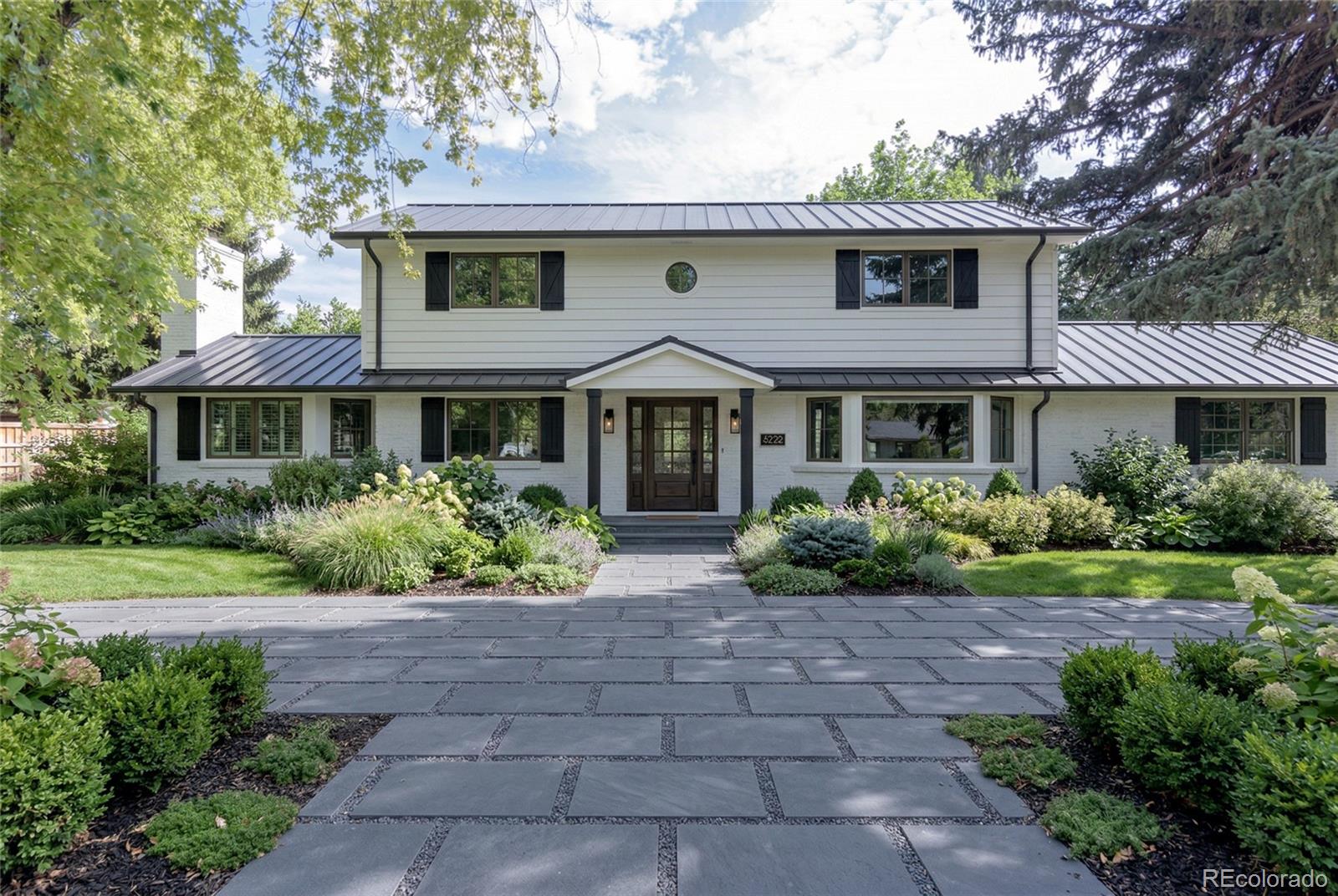 800 E Stanford Avenue