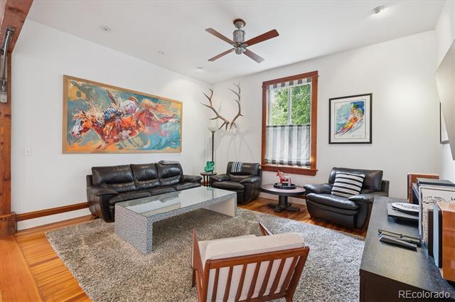 2505 W 36th Avenue
