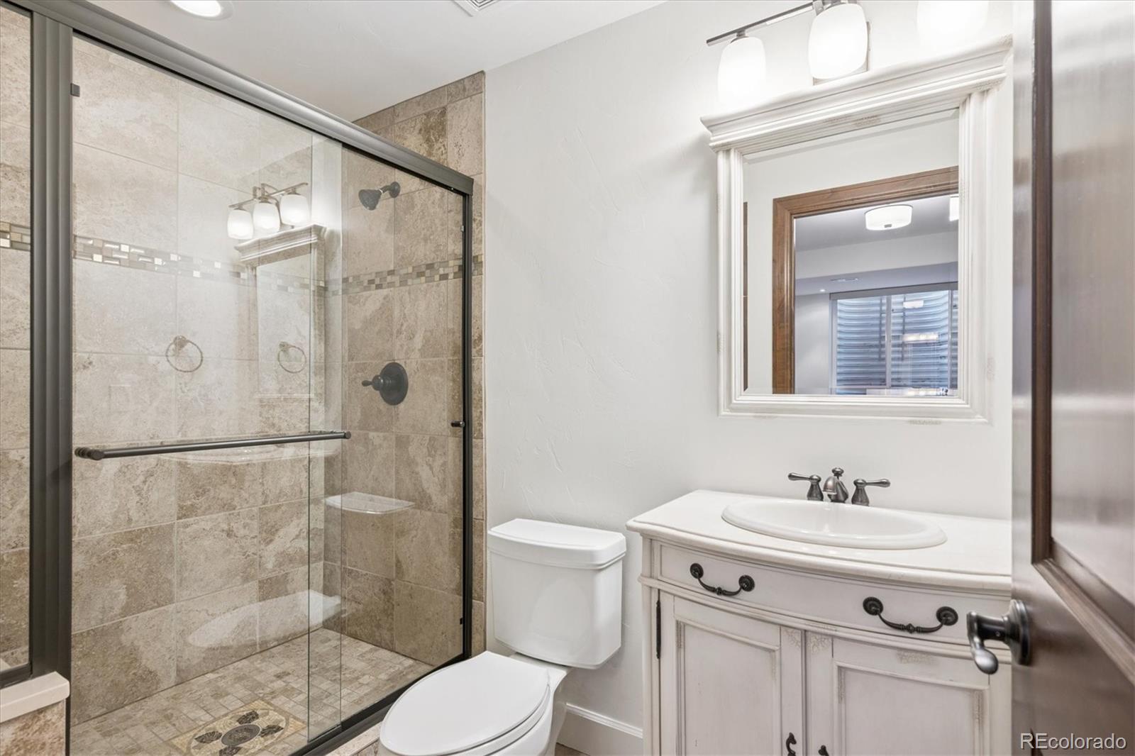 2415 S Madison Street