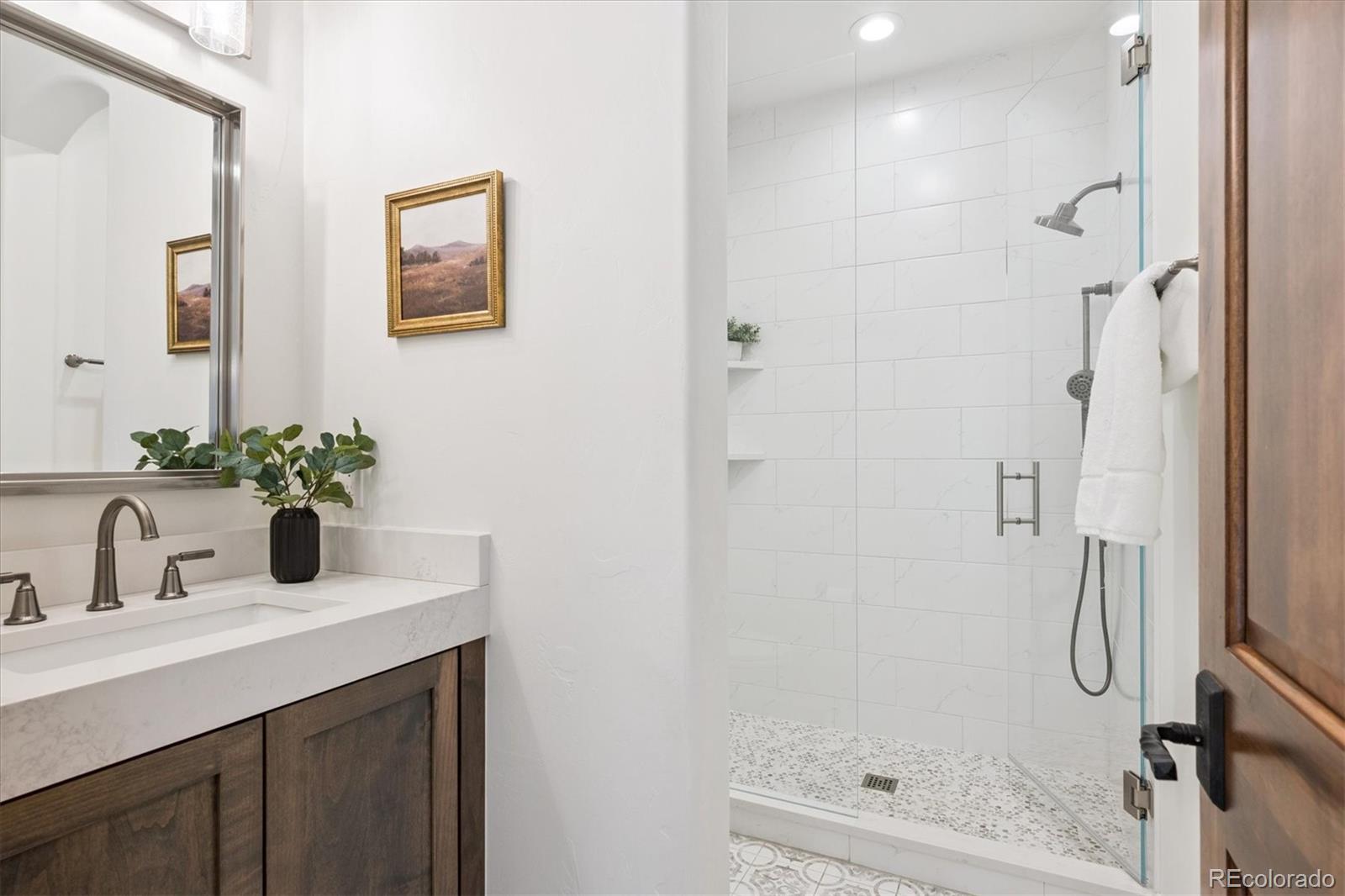 2415 S Madison Street