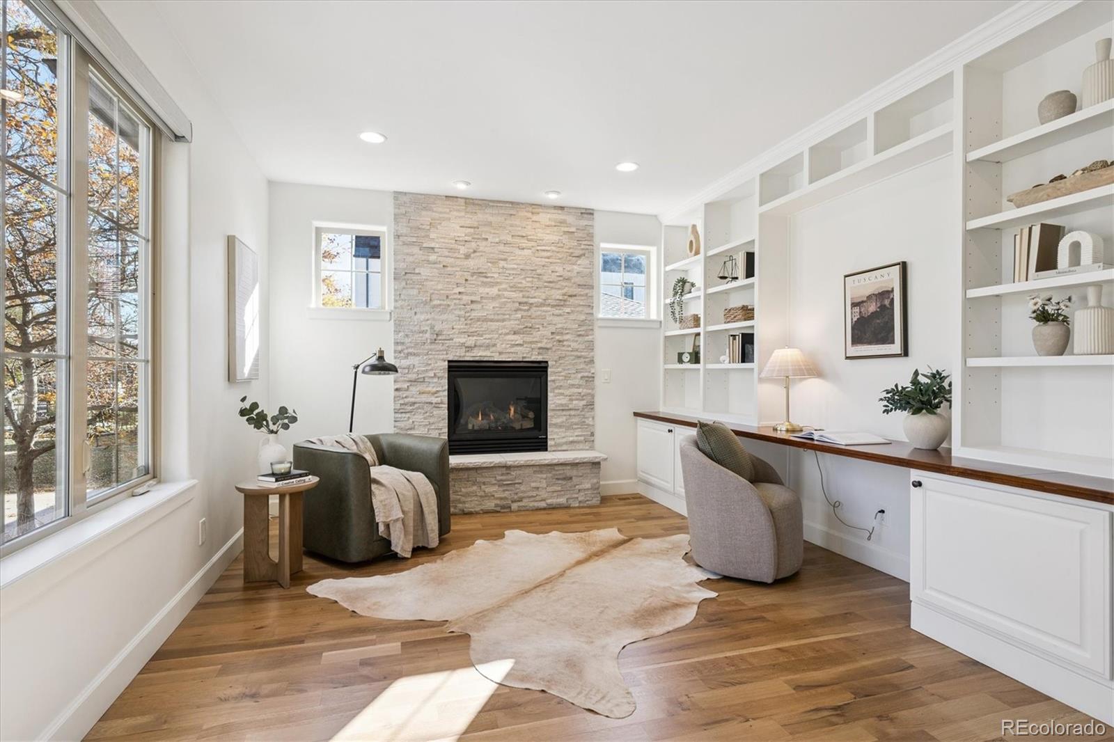 2415 S Madison Street