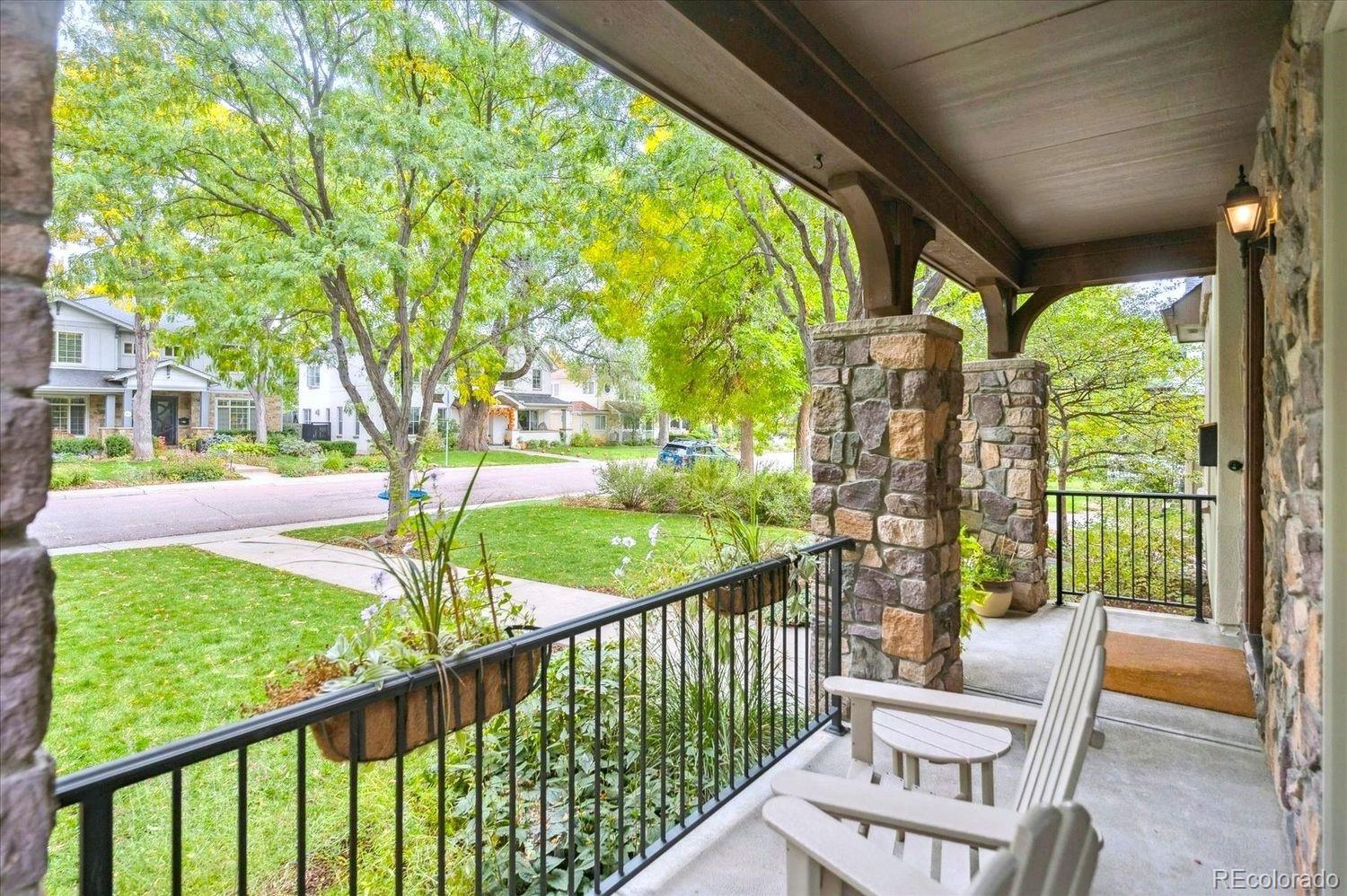 2415 S Madison Street