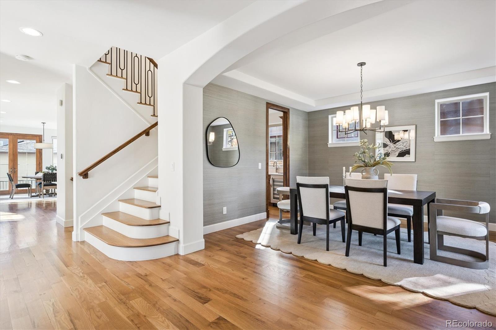 2415 S Madison Street