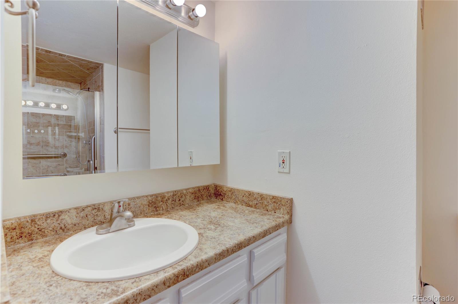 6495 E Happy Canyon Road Unit: 126