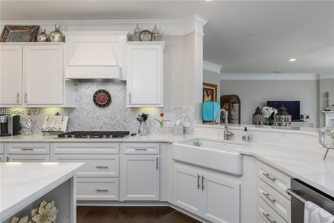 333 Dawnbrook Court