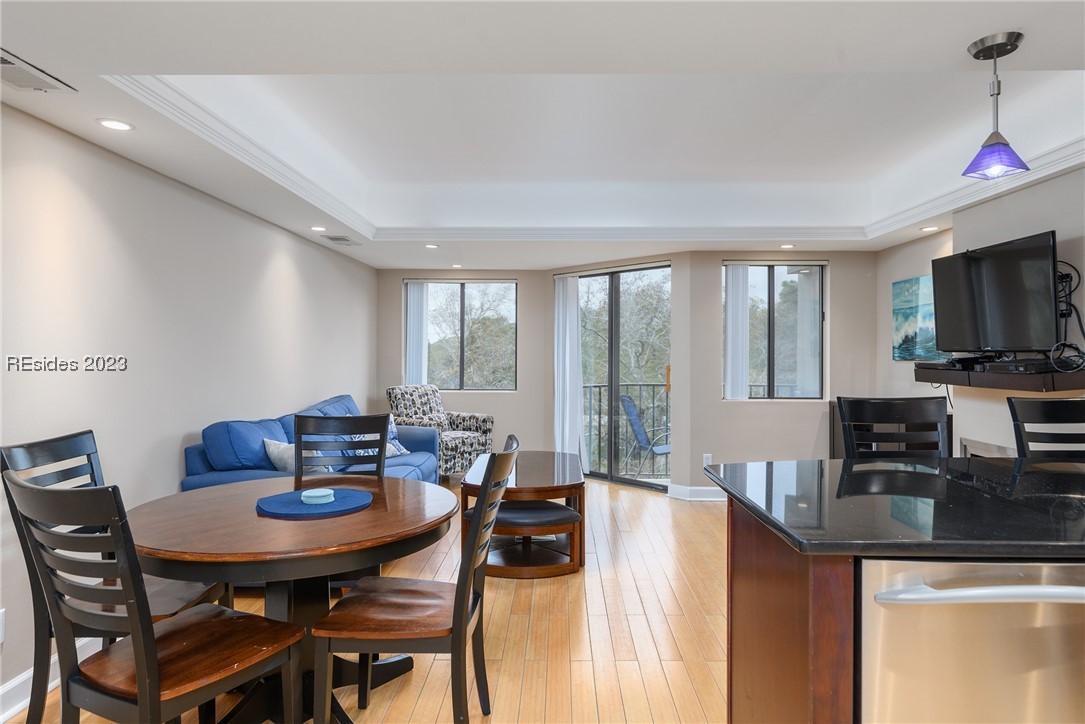 10 S Forest Beach Drive Unit: 414