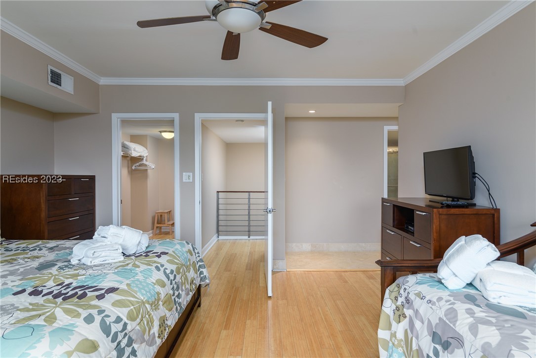 10 S Forest Beach Drive Unit: 414