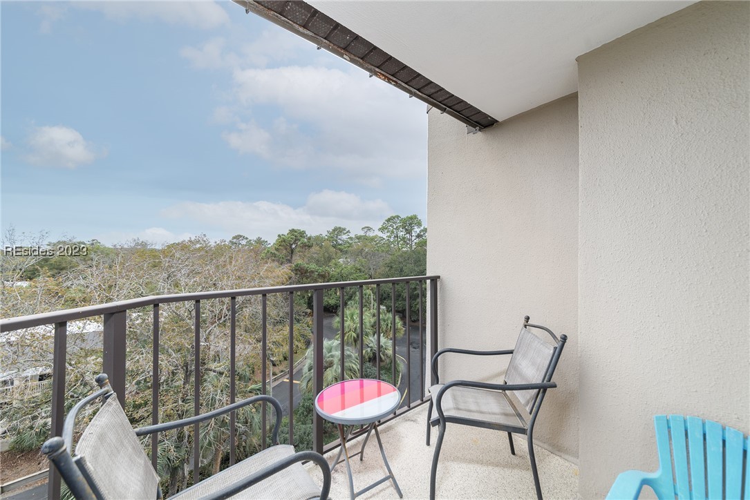 10 S Forest Beach Drive Unit: 414
