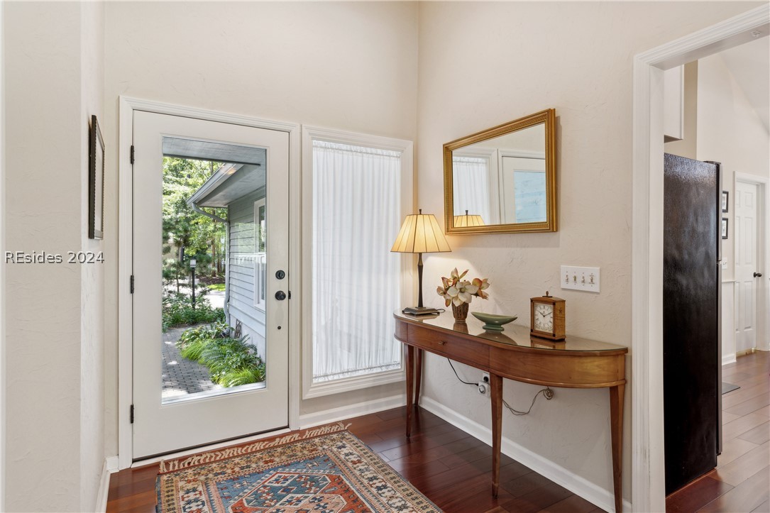 8 Evergreen Lane