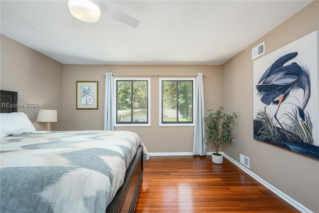 8 Windflower Court