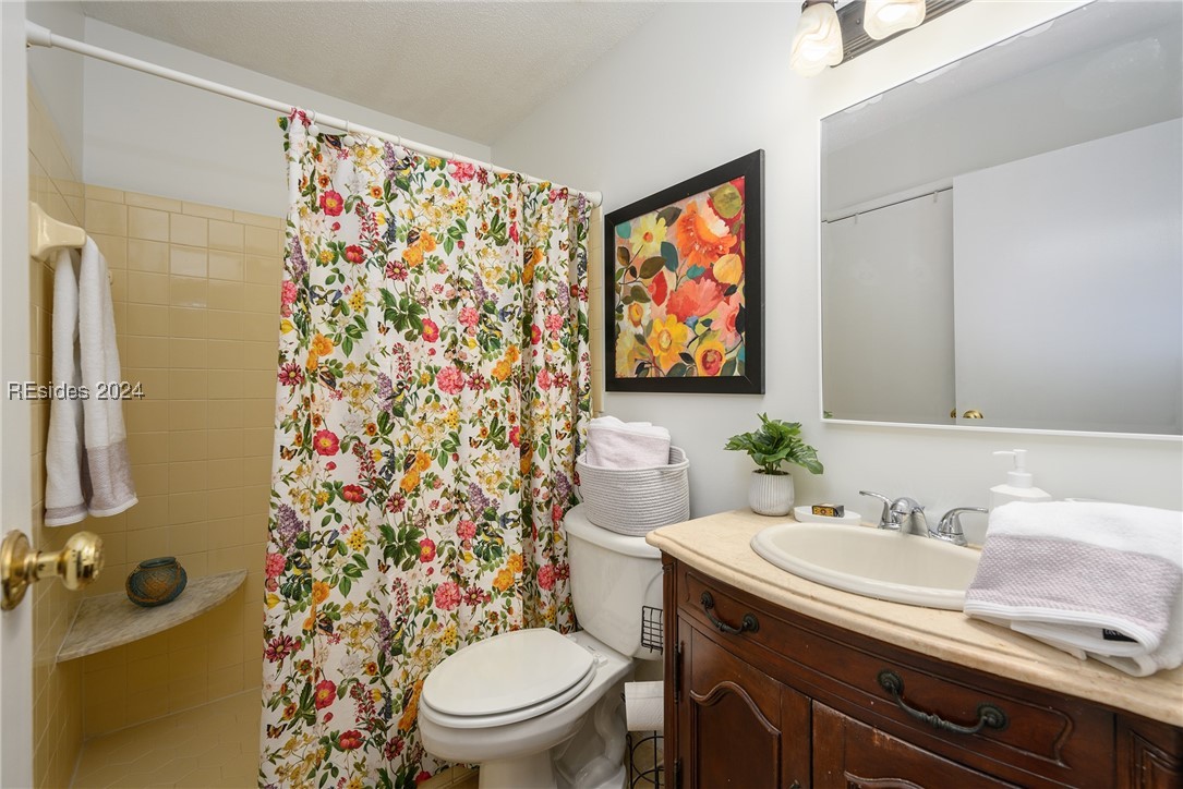 8 Windflower Court