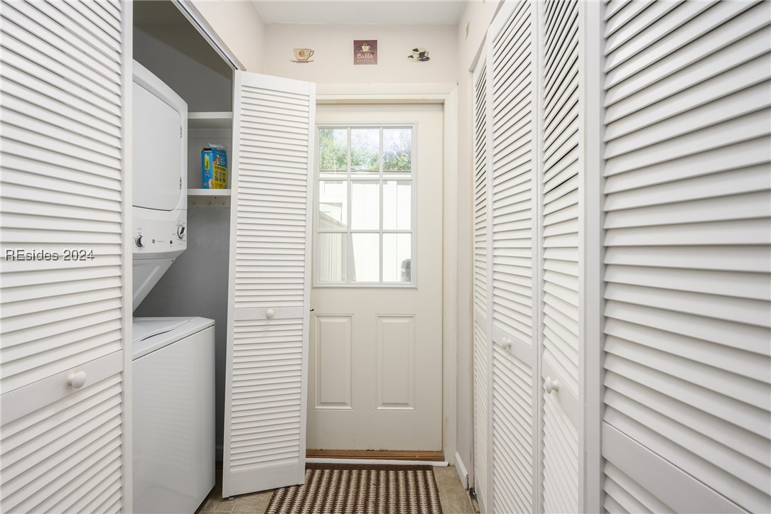 8 Windflower Court