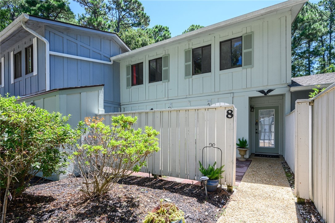 8 Windflower Court