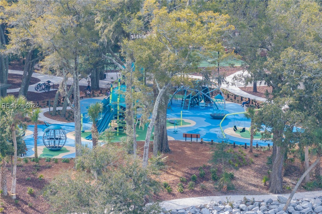 8 Windflower Court