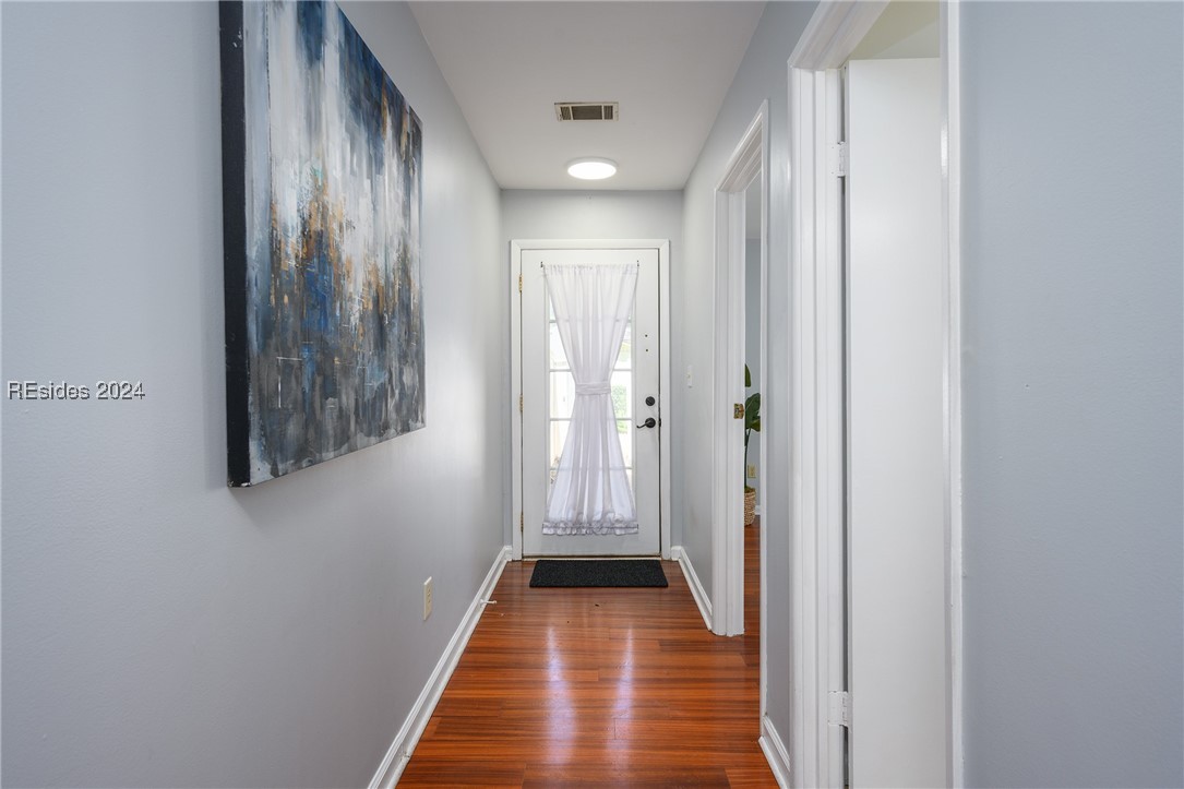 8 Windflower Court