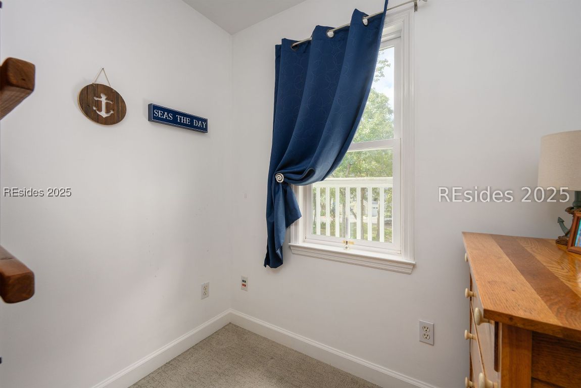 40 Jib Sail Court