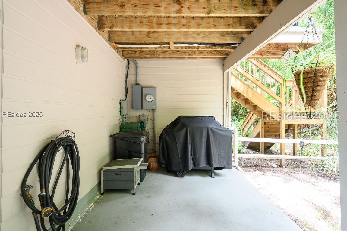 40 Jib Sail Court
