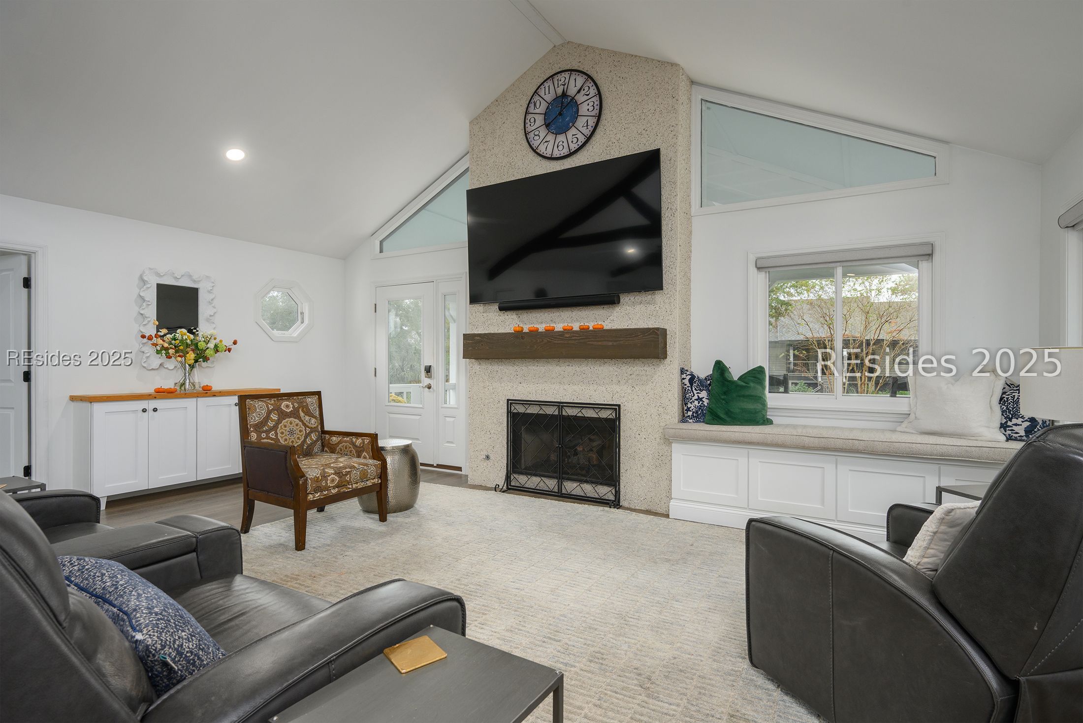 19 Song Sparrow Lane