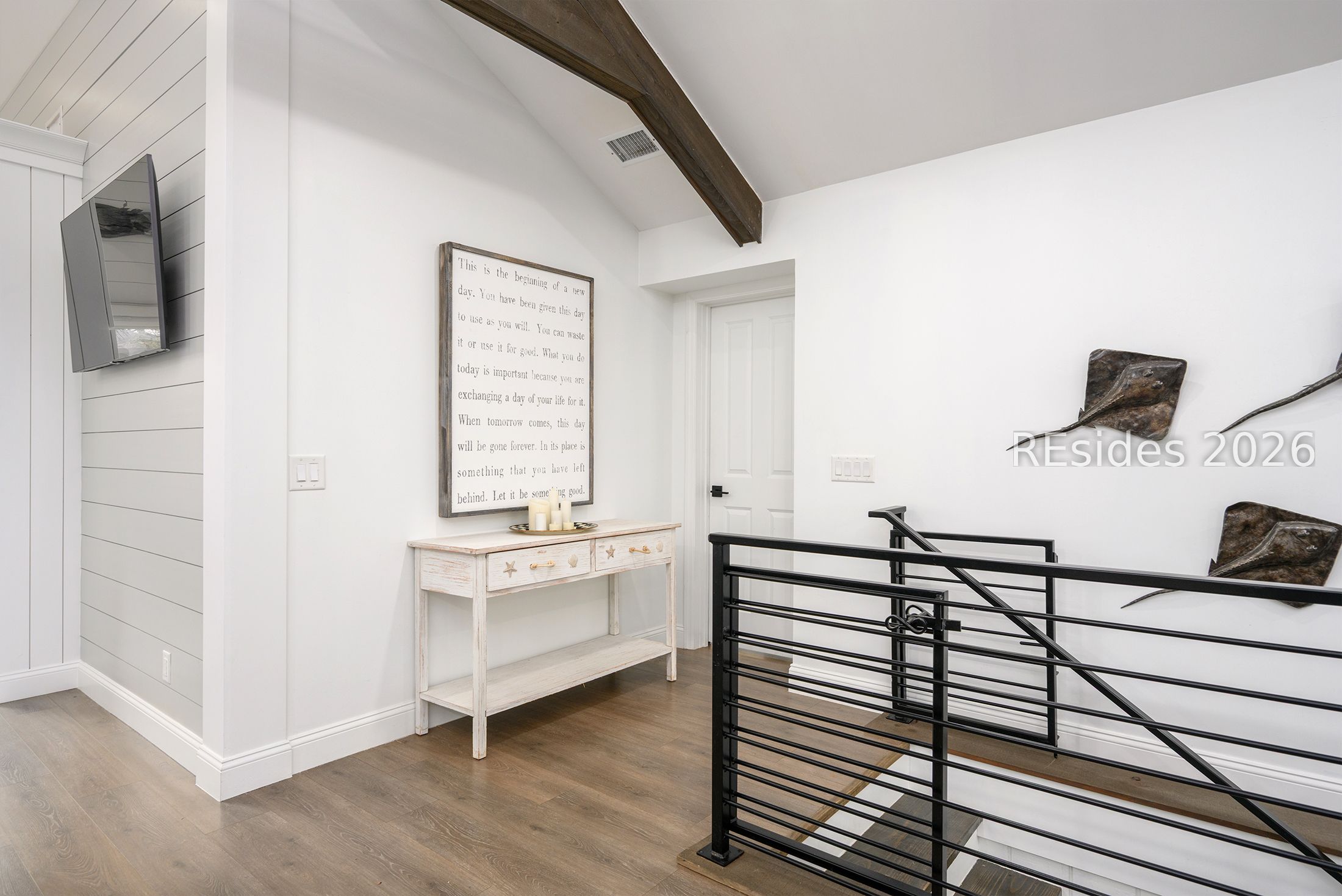 19 Song Sparrow Lane