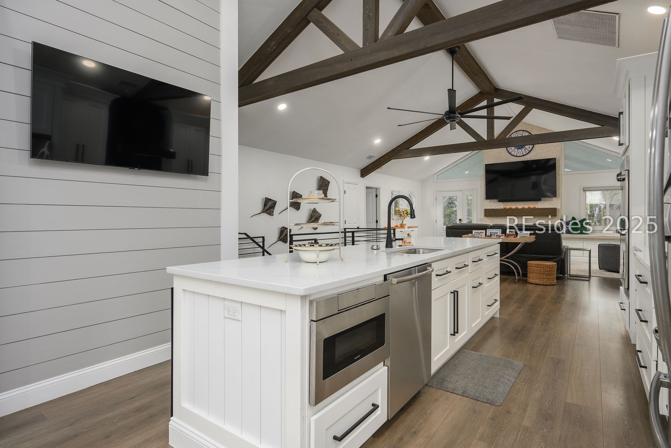 19 Song Sparrow Lane