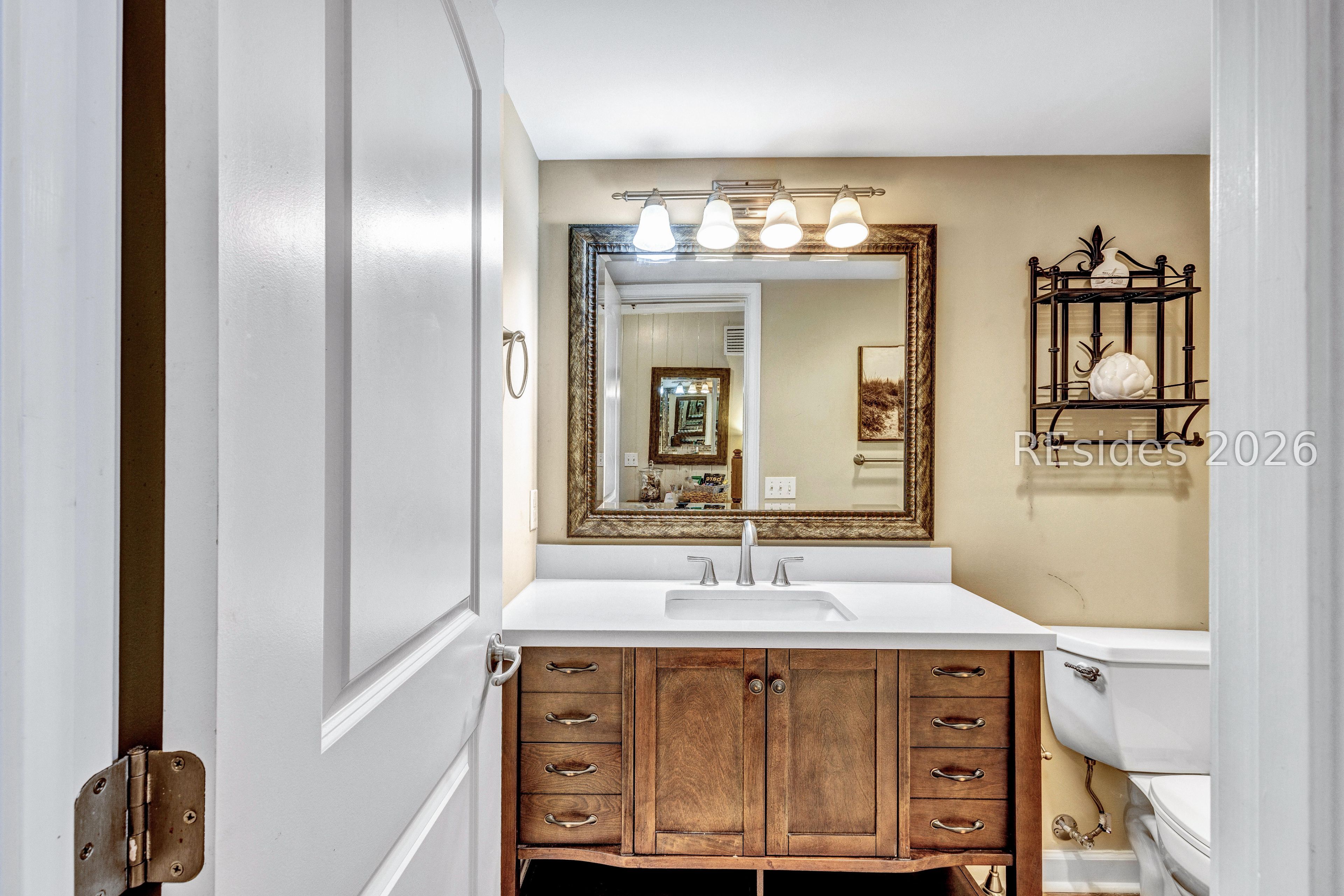 37 S Forest Beach Drive Unit: 15