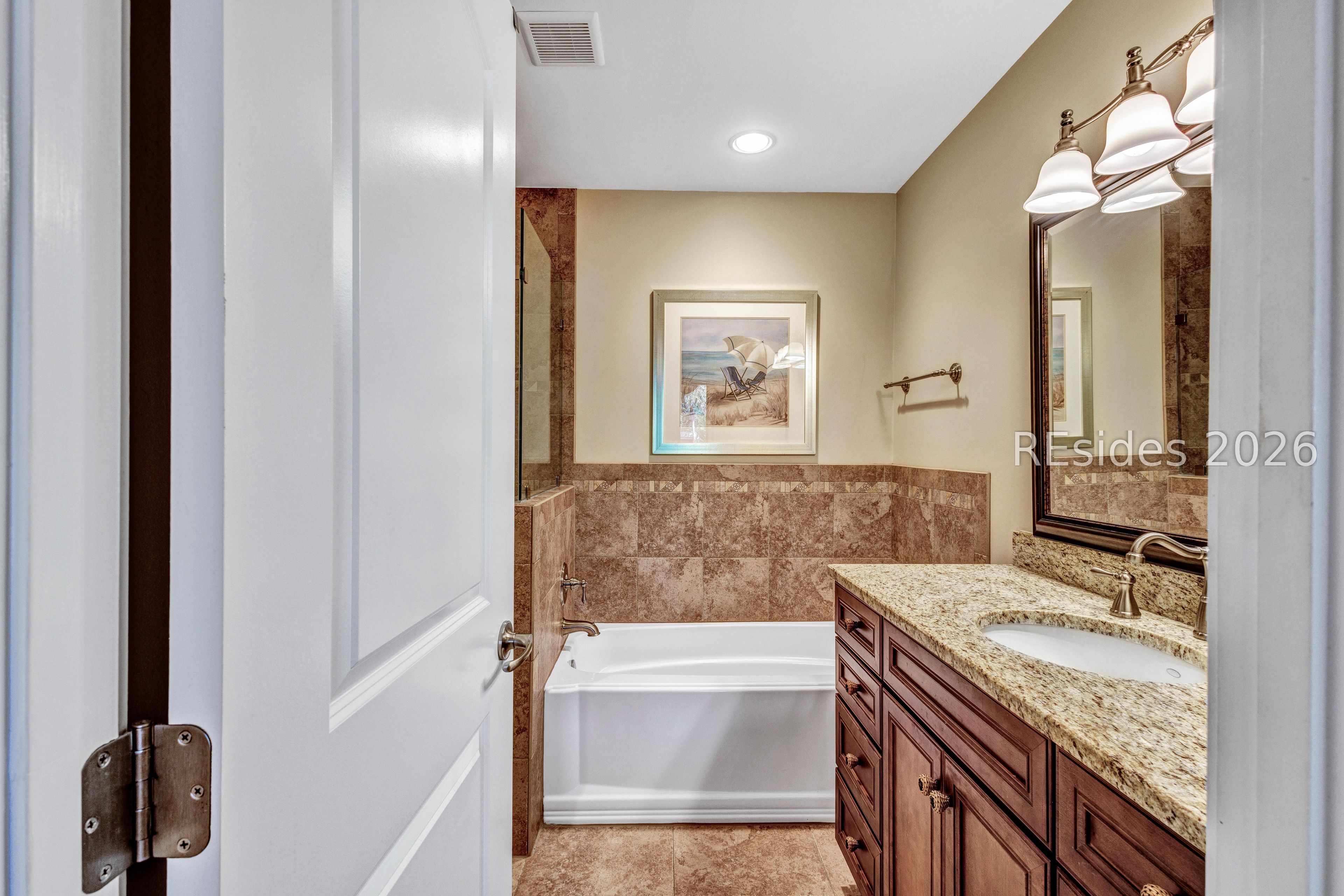 37 S Forest Beach Drive Unit: 15