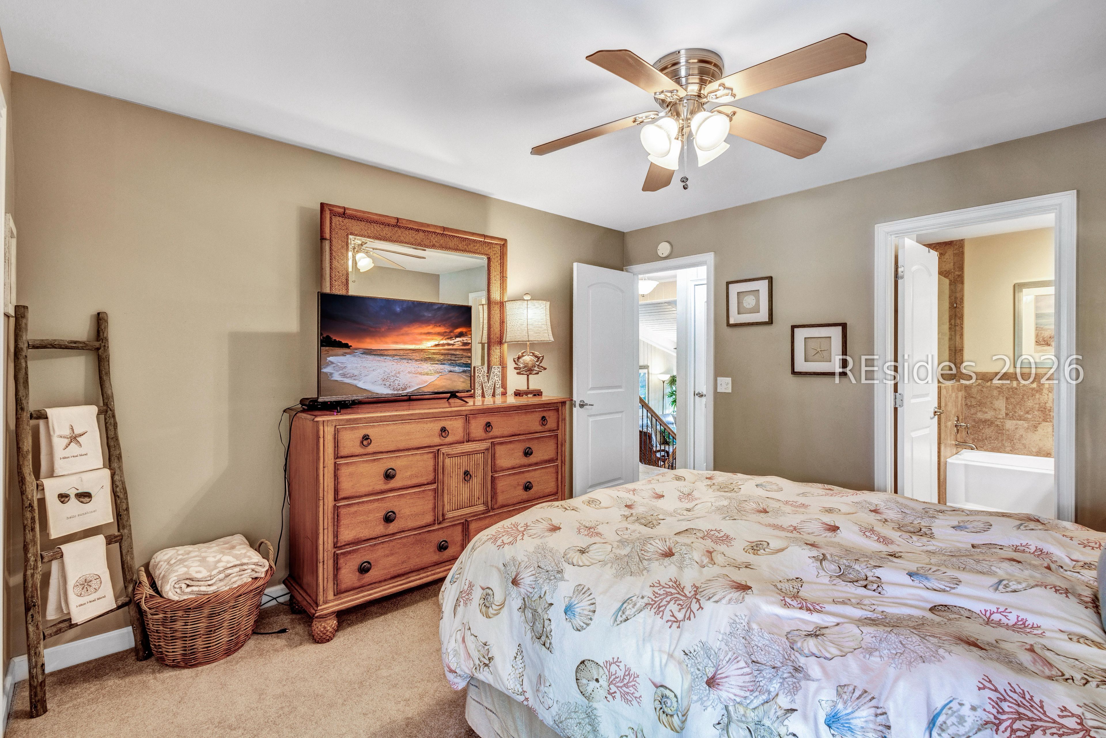 37 S Forest Beach Drive Unit: 15