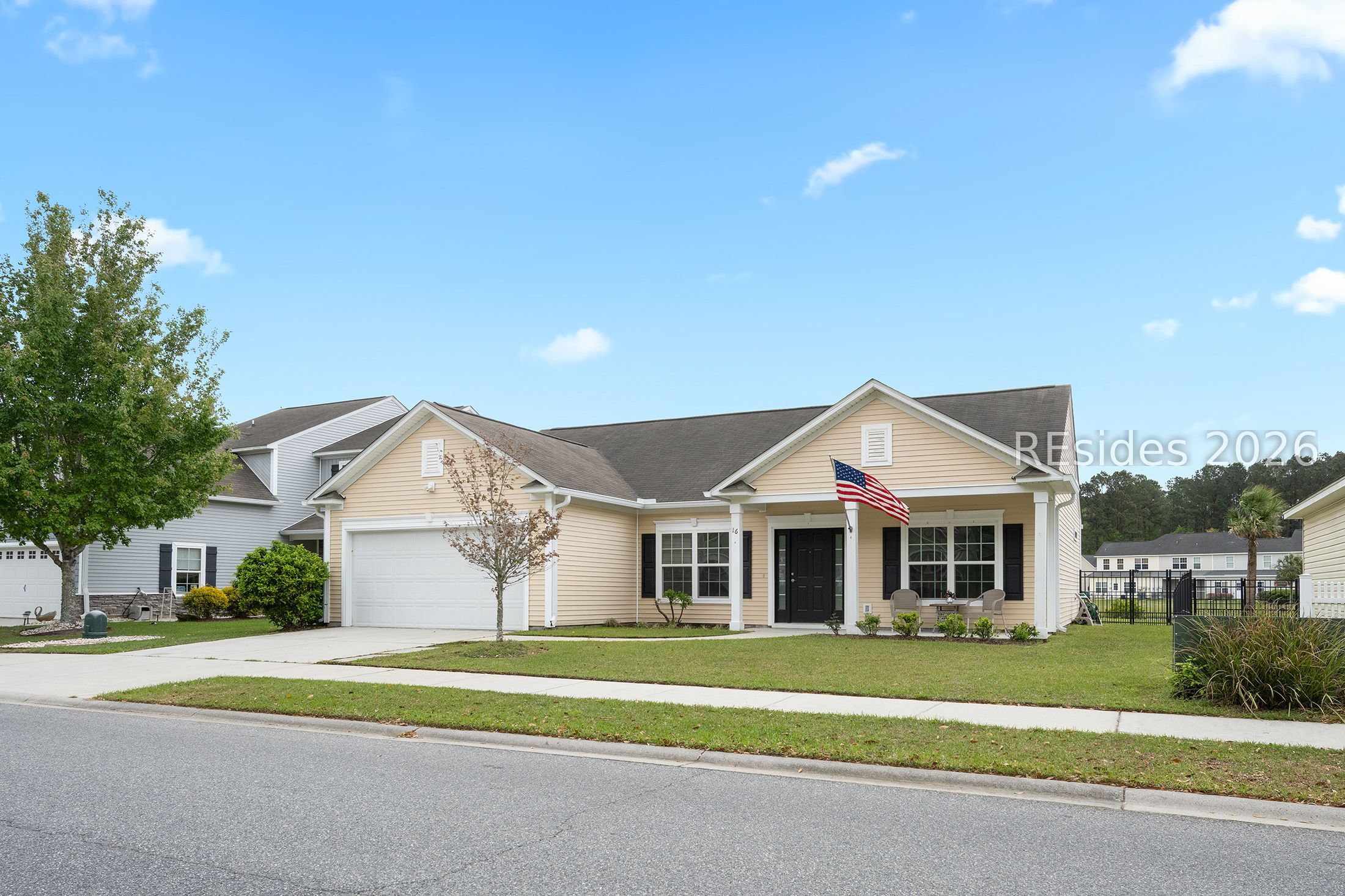 16 Savannah Oak Drive
