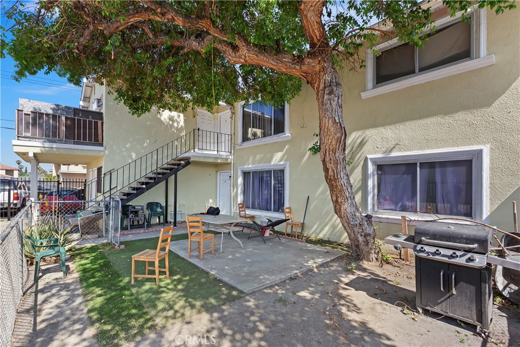 2427 Chanslor Street