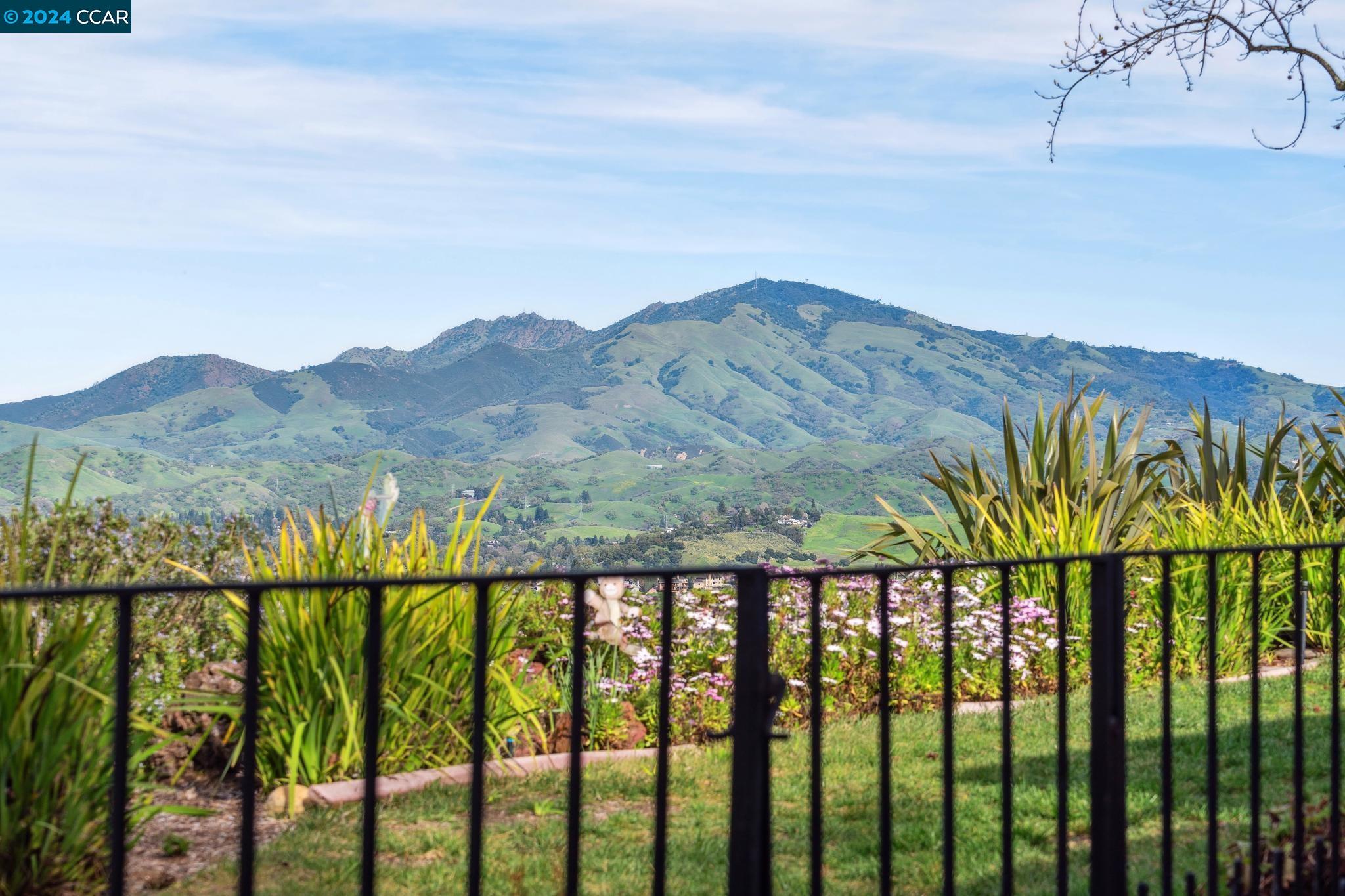 2013 Skycrest Dr # 3