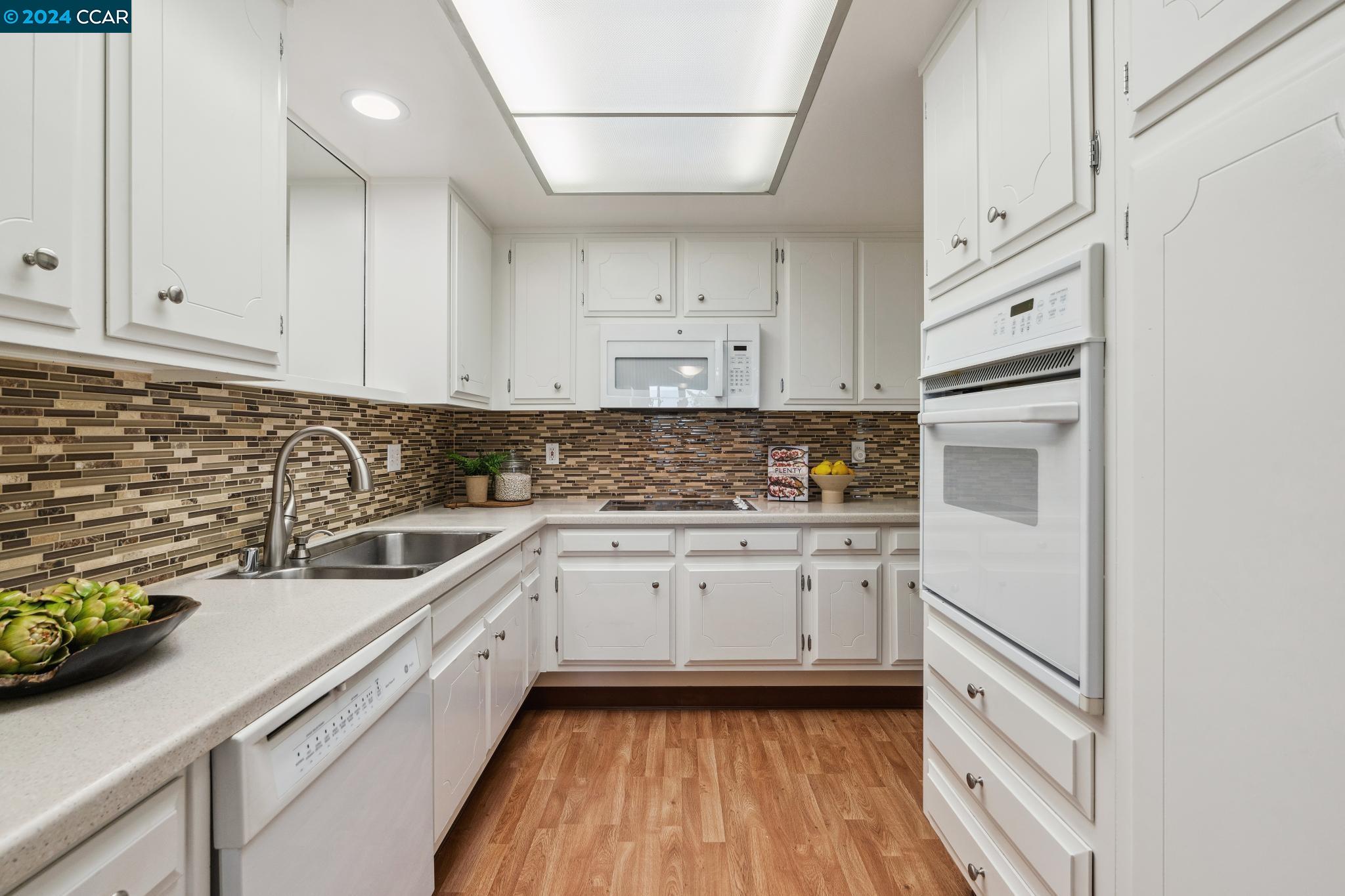 2013 Skycrest Dr # 3