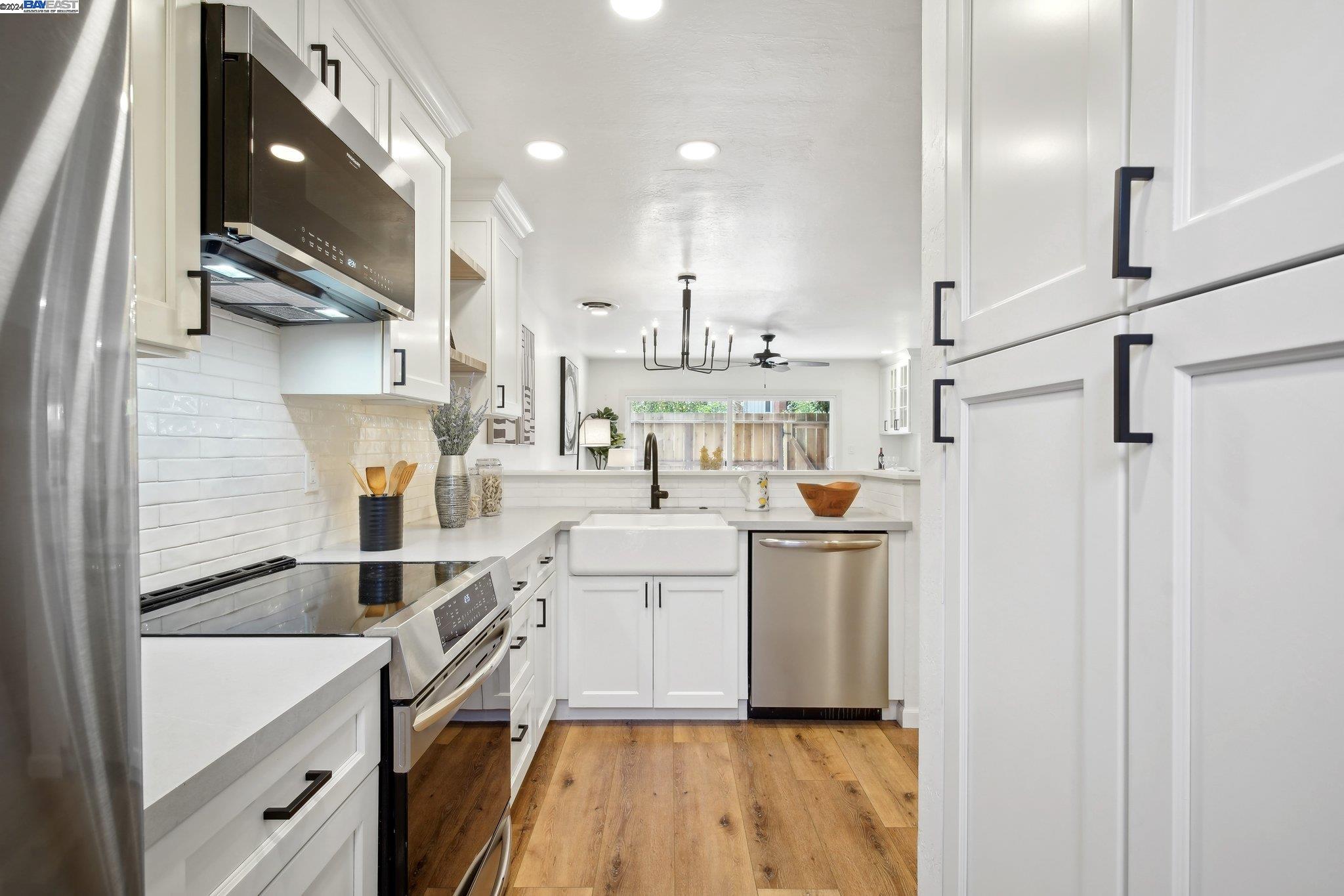 1411 Creekside Dr # 12