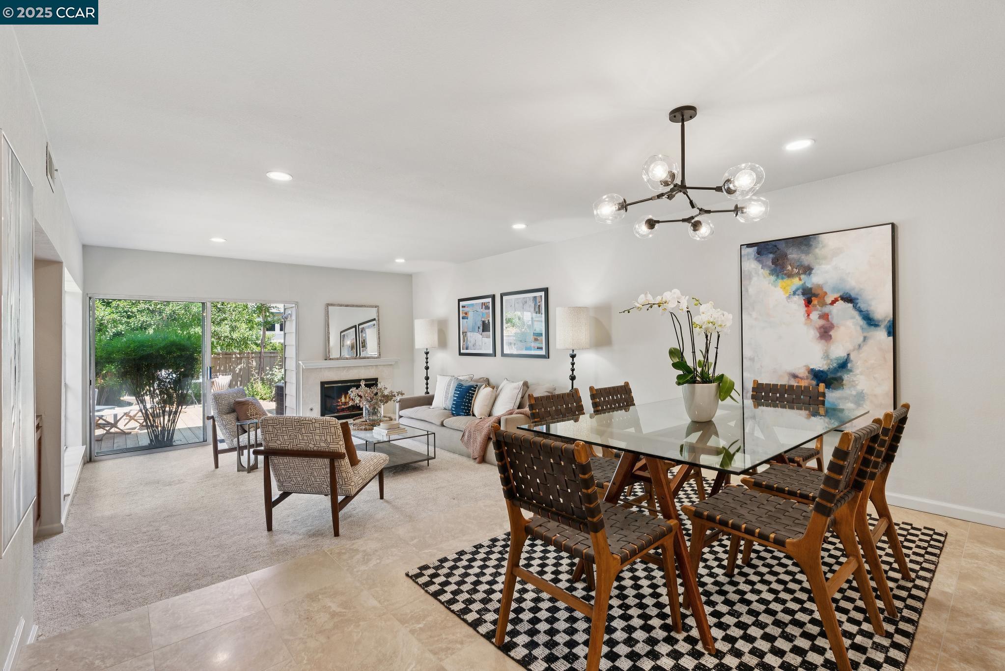 1843 Stratton Circle