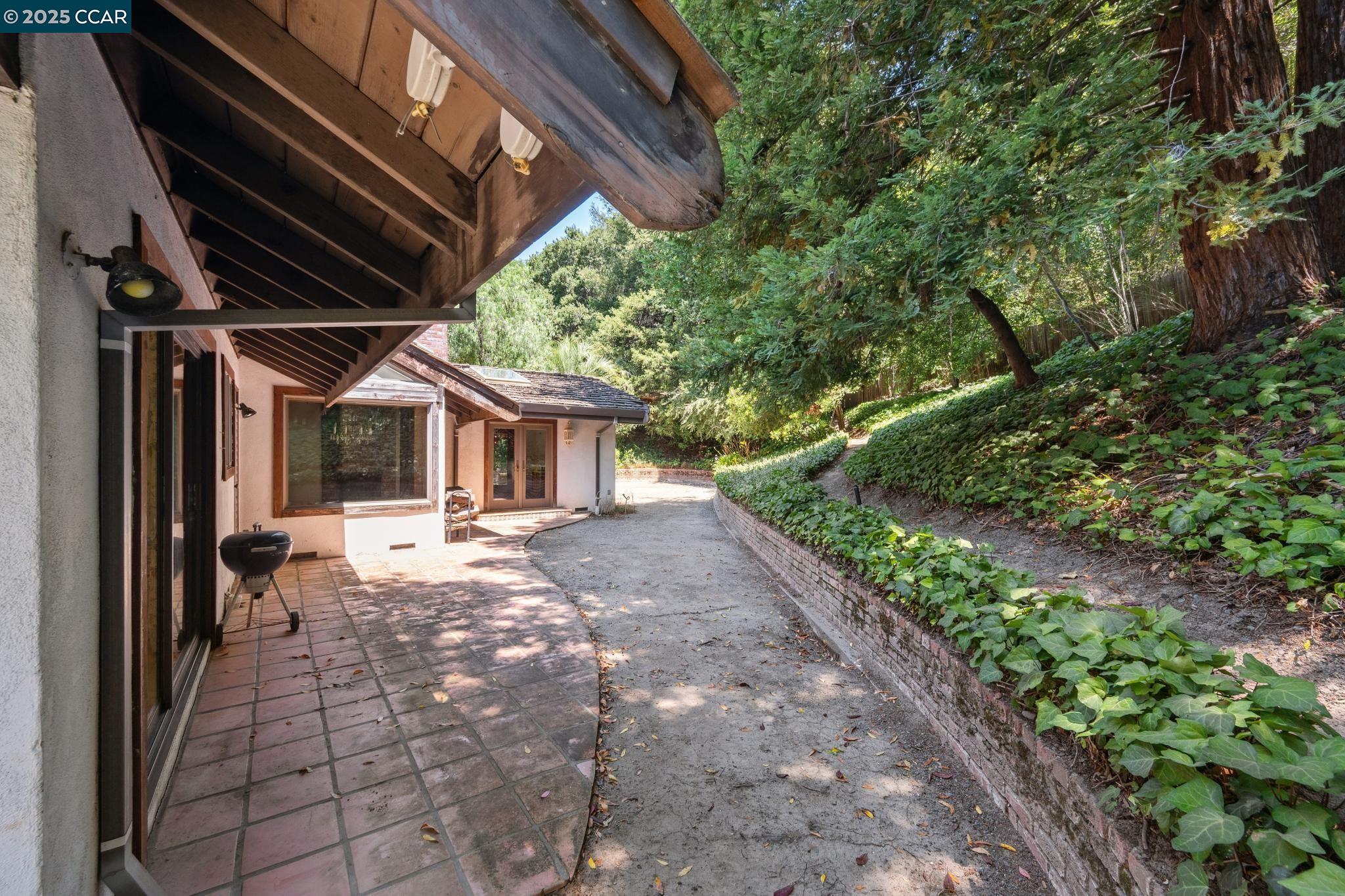 694 Old Jonas Hill Rd