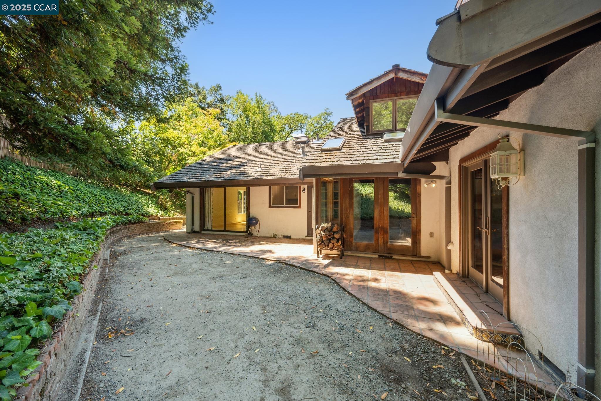 694 Old Jonas Hill Rd