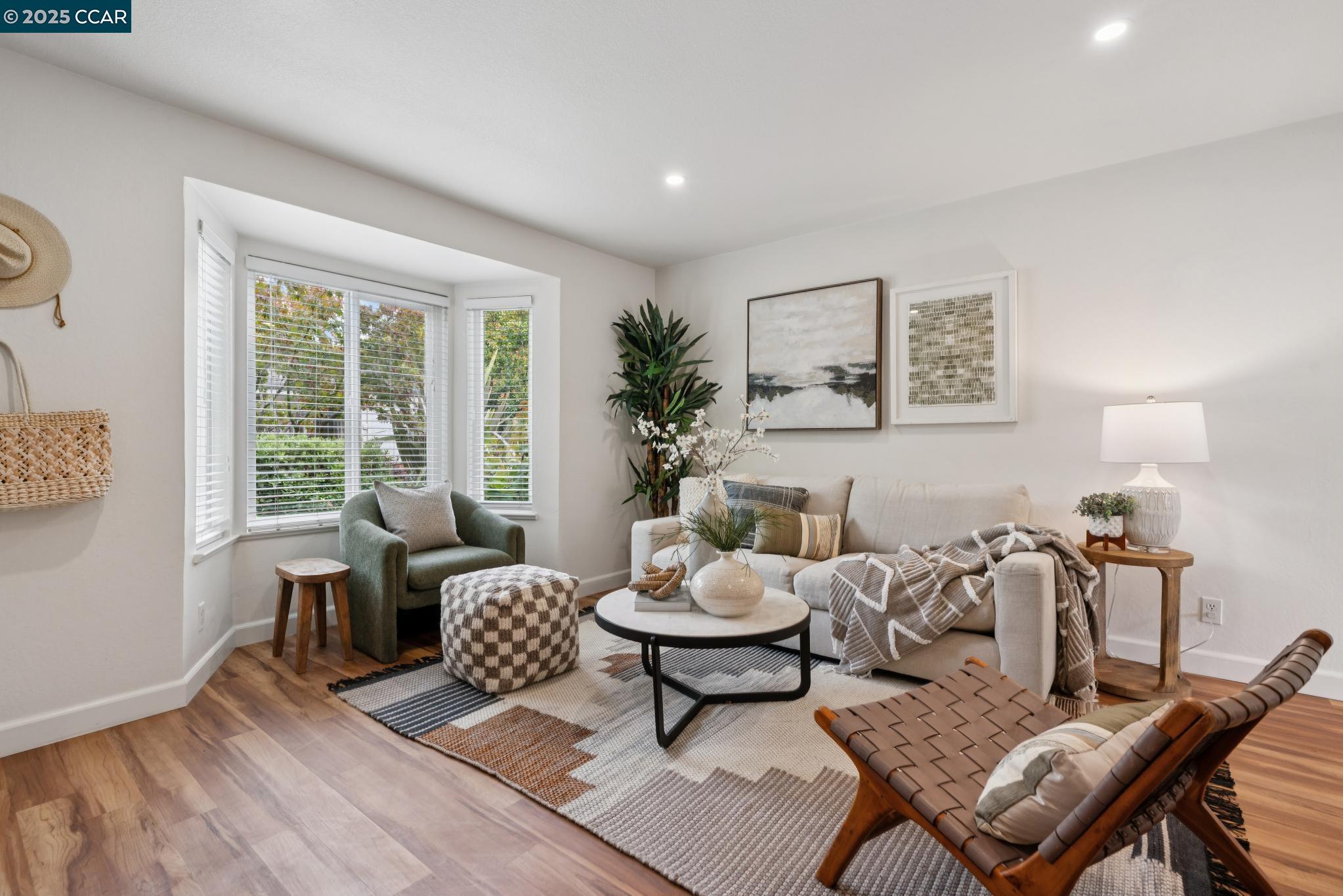 46 Sierra Ln, Walnut Creek