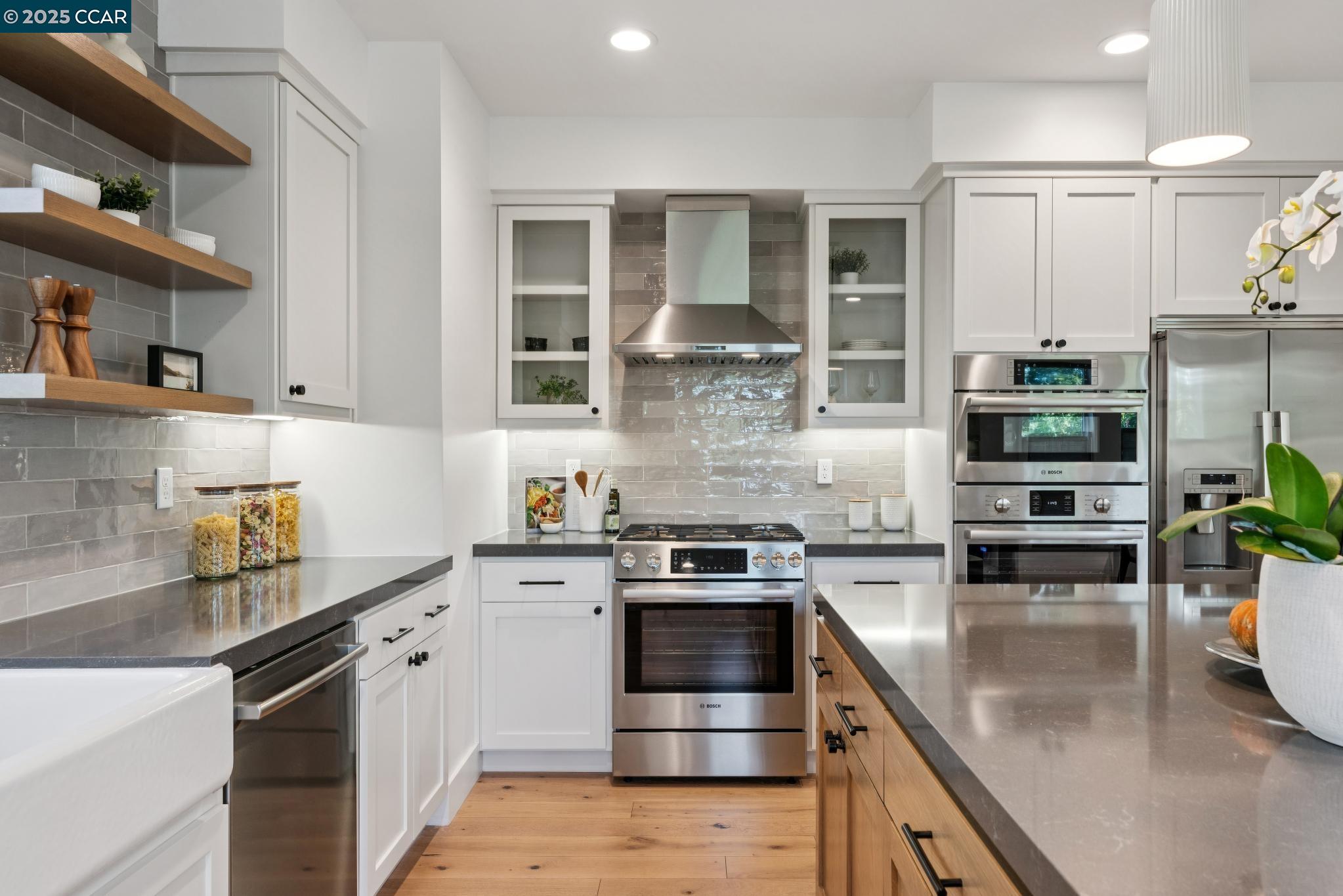 900 Brown Ave, Lafayette