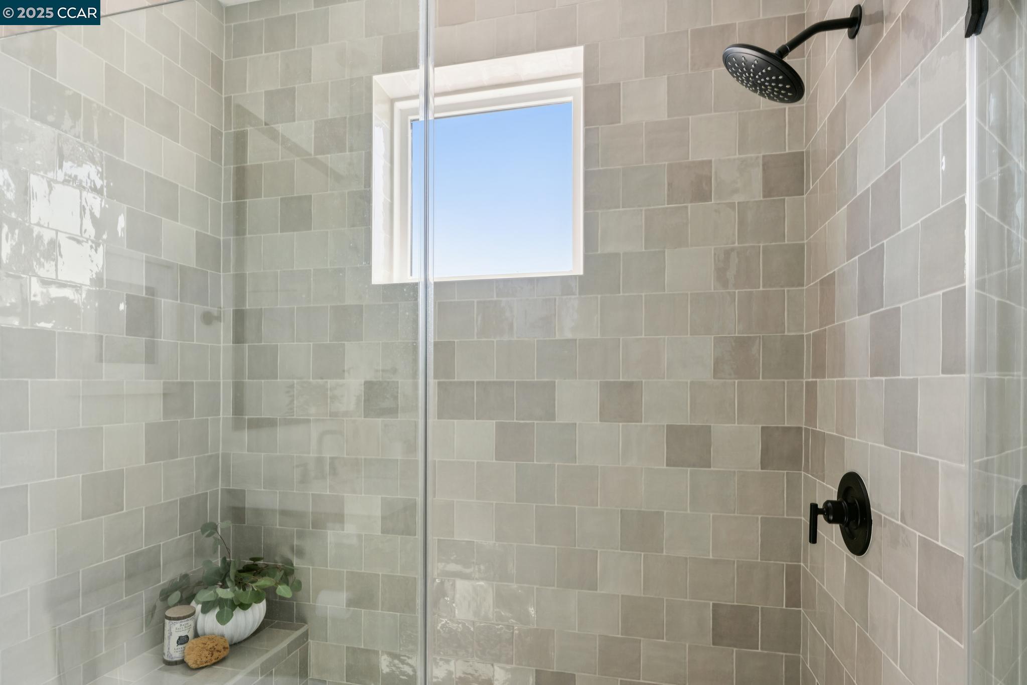 900 Brown Ave, Lafayette