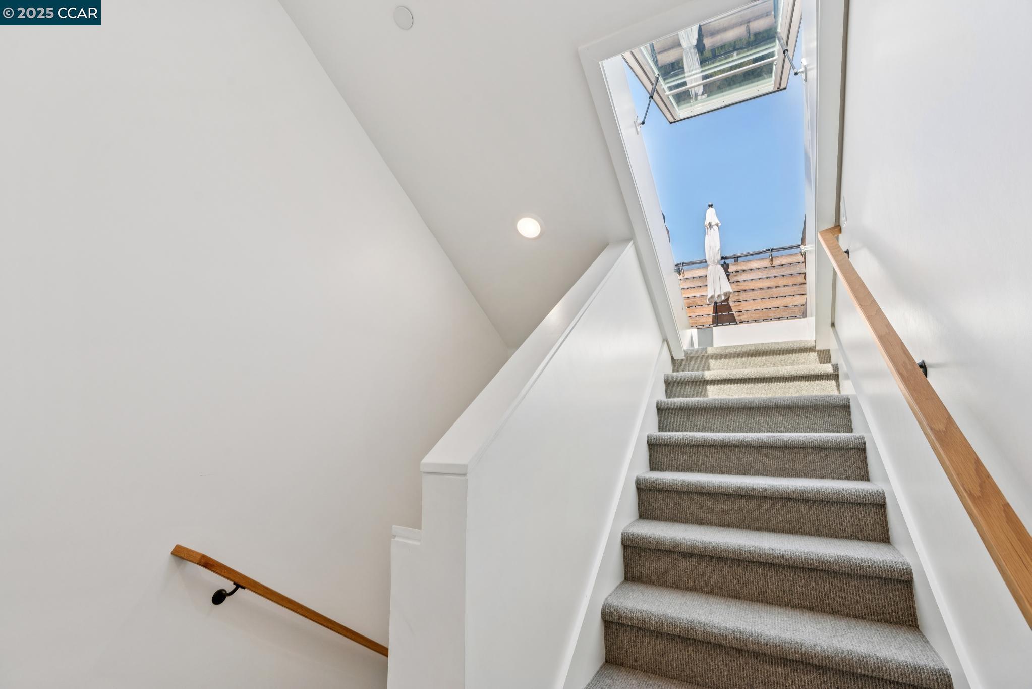 900 Brown Ave, Lafayette