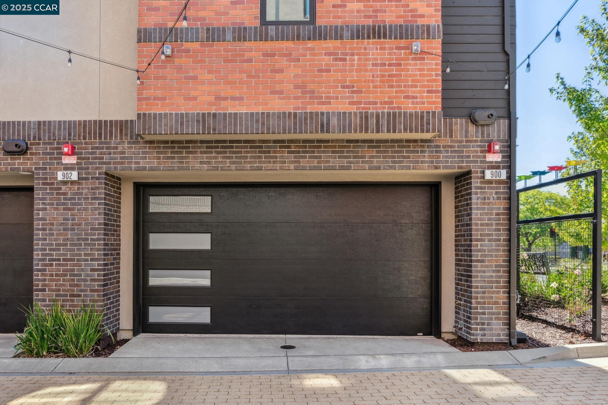 900 Brown Ave, Lafayette