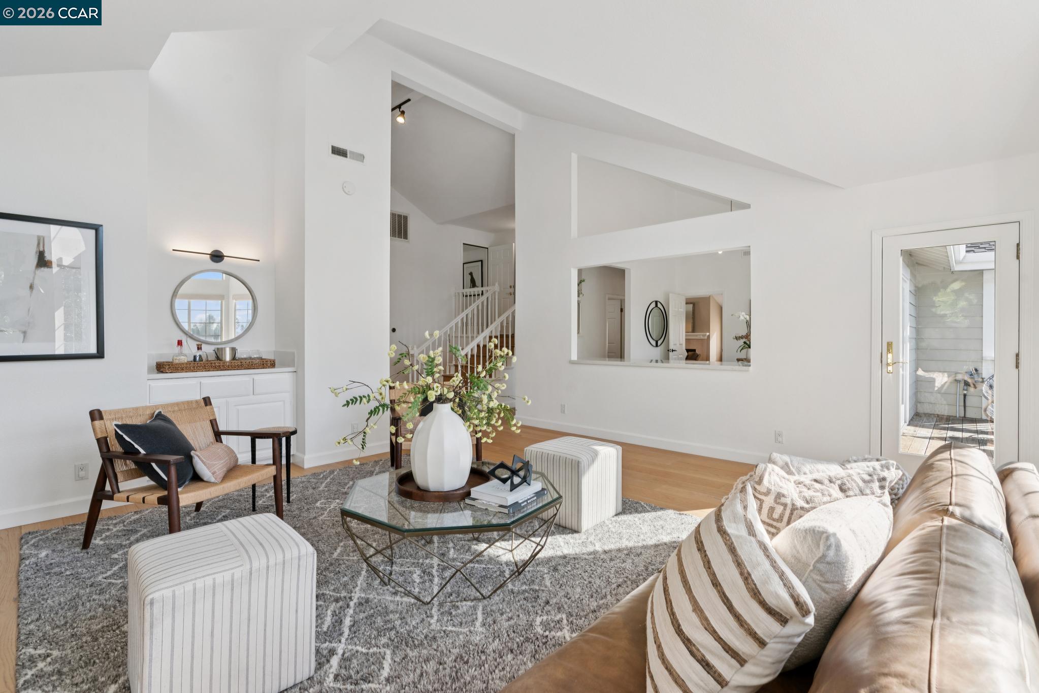 1715 Alhambra Ln
