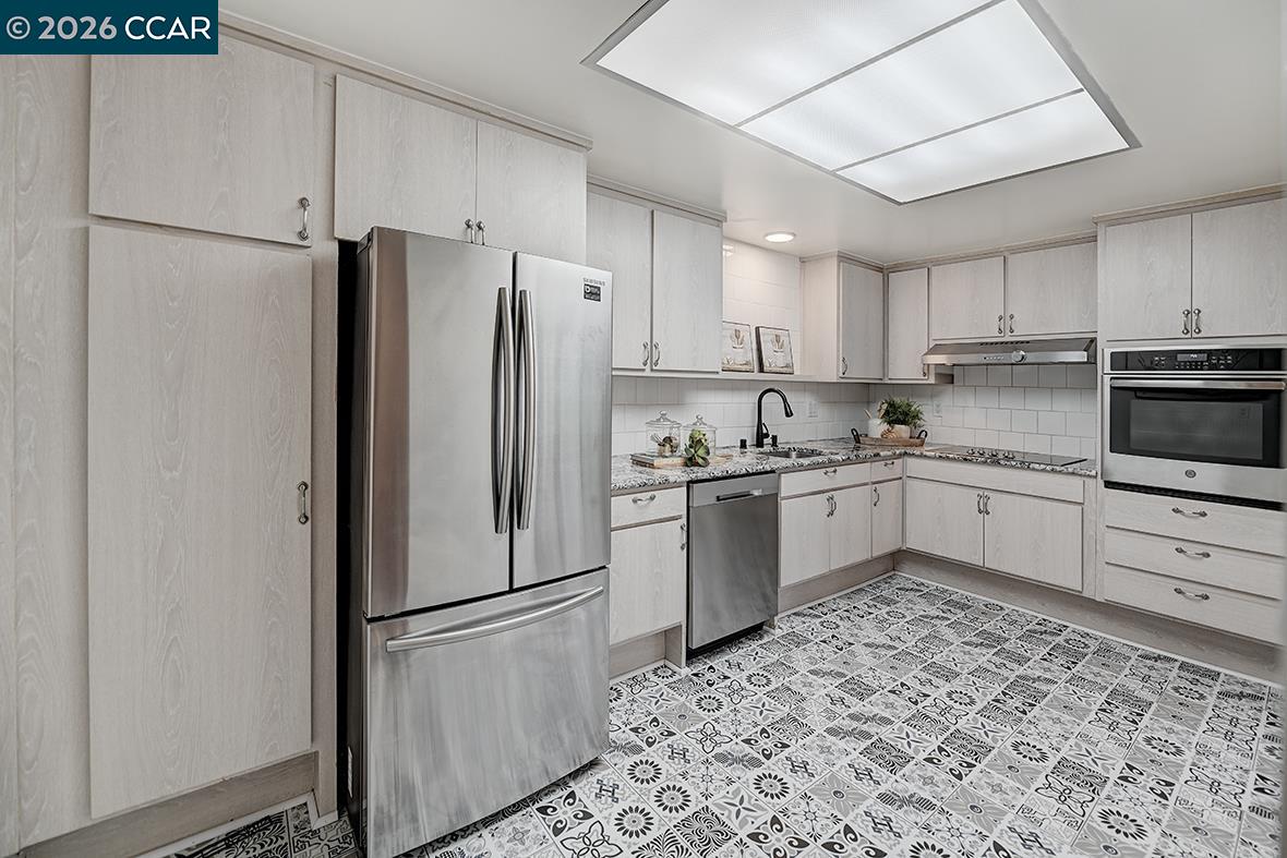 3411 Tice Creek Dr # 1