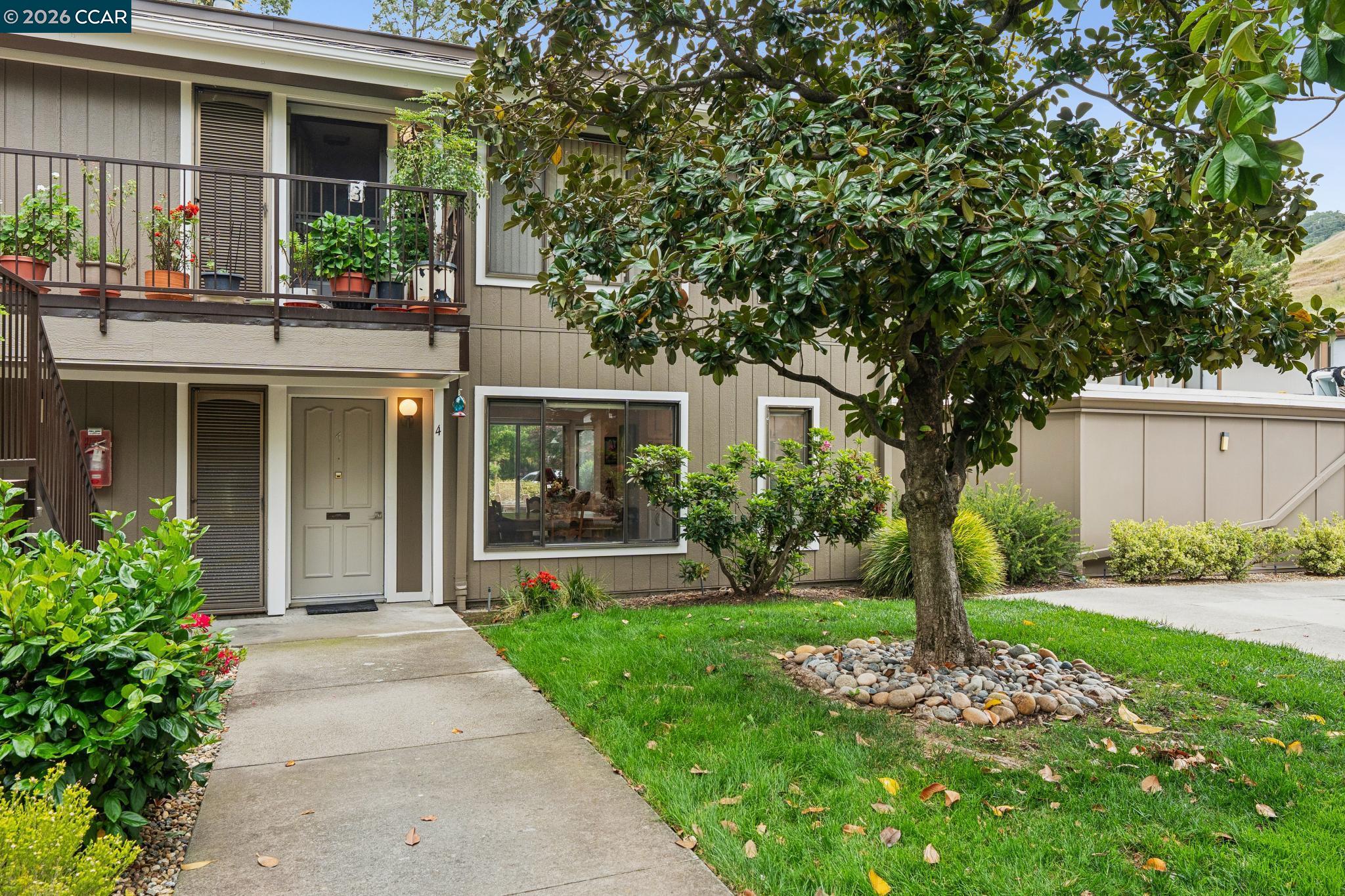 1316 Singingwood Court # 4