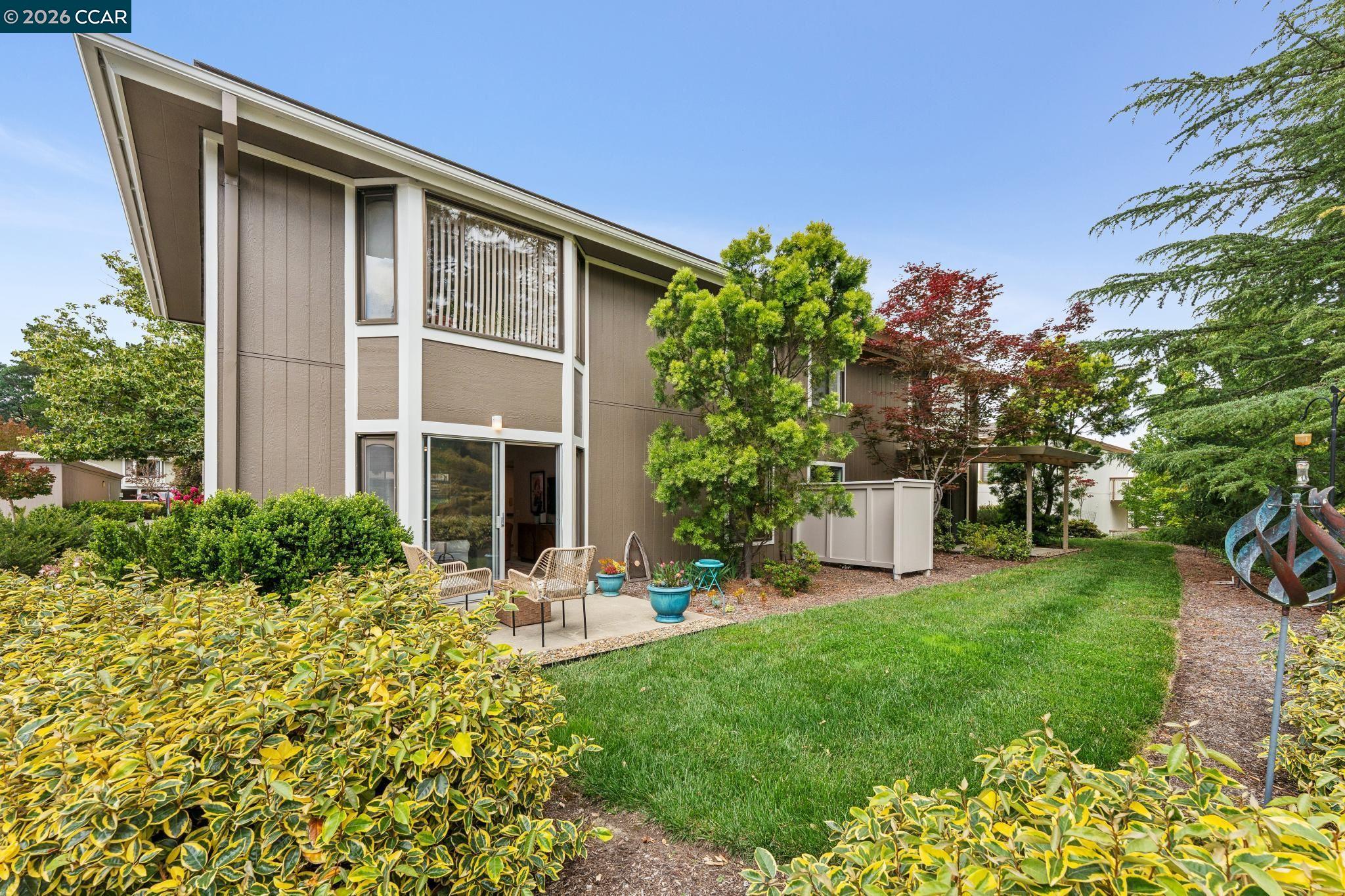 1316 Singingwood Court # 4