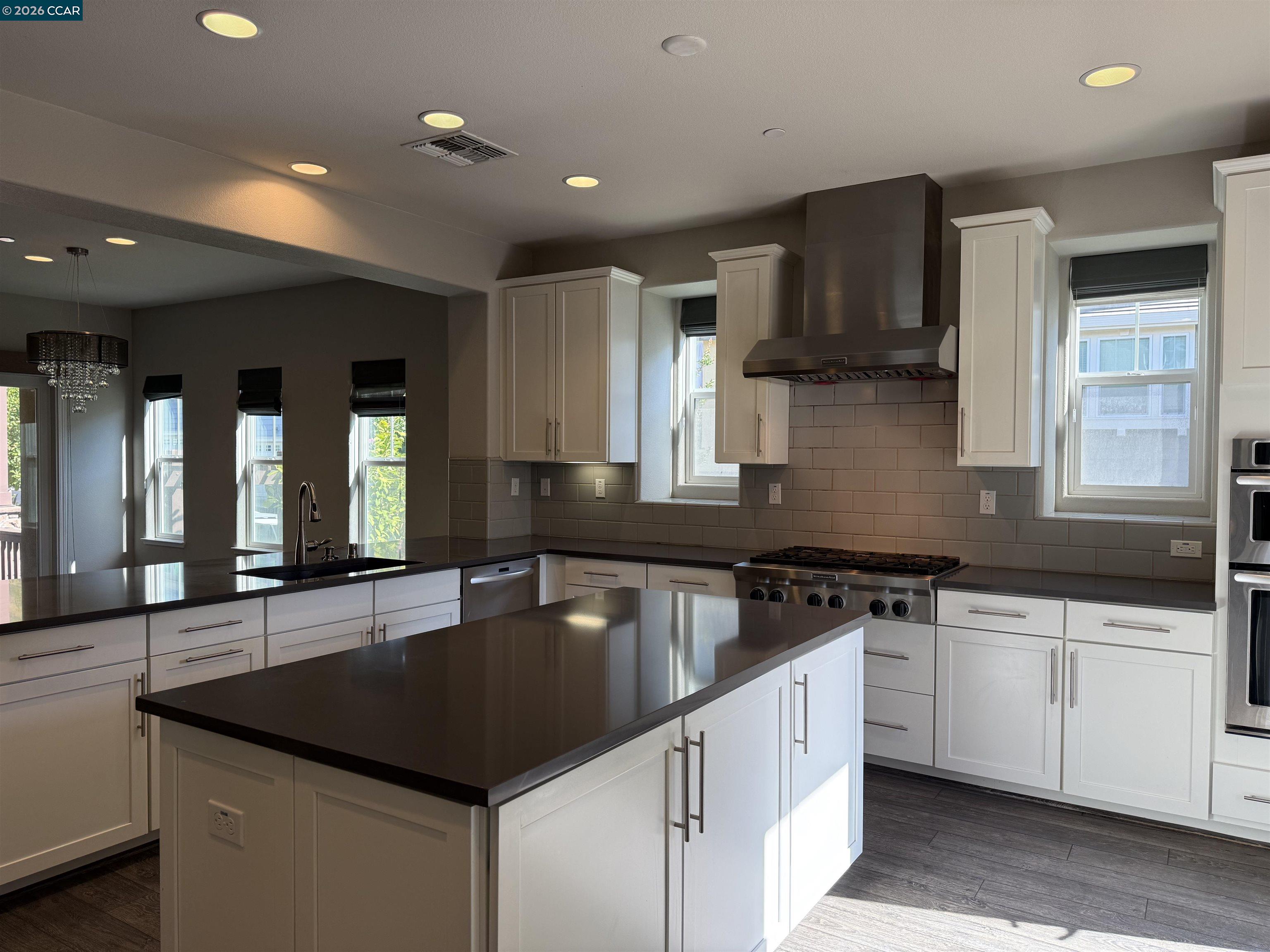 64 Persimmon Walk