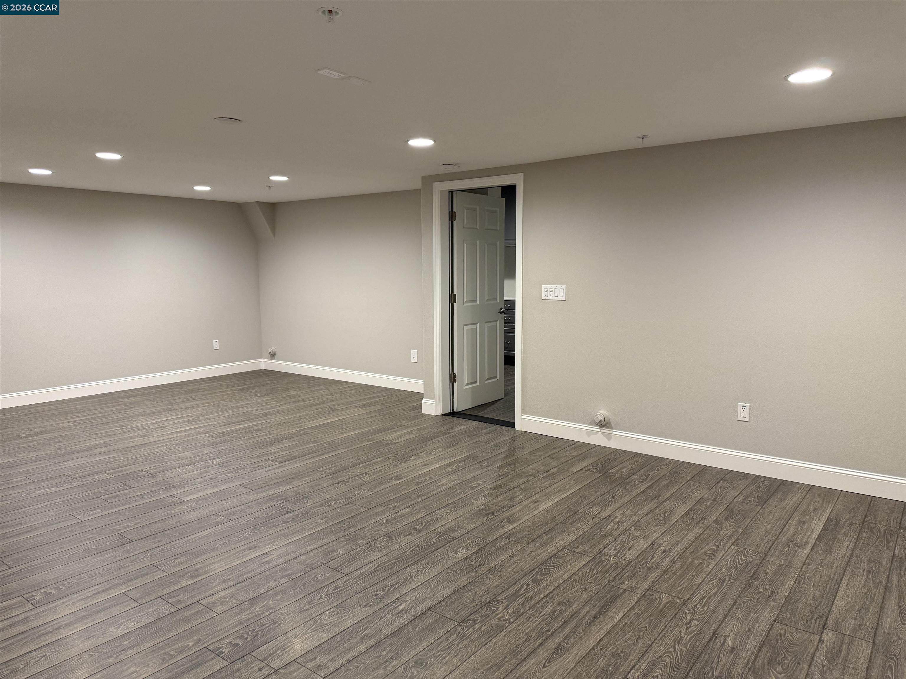 64 Persimmon Walk