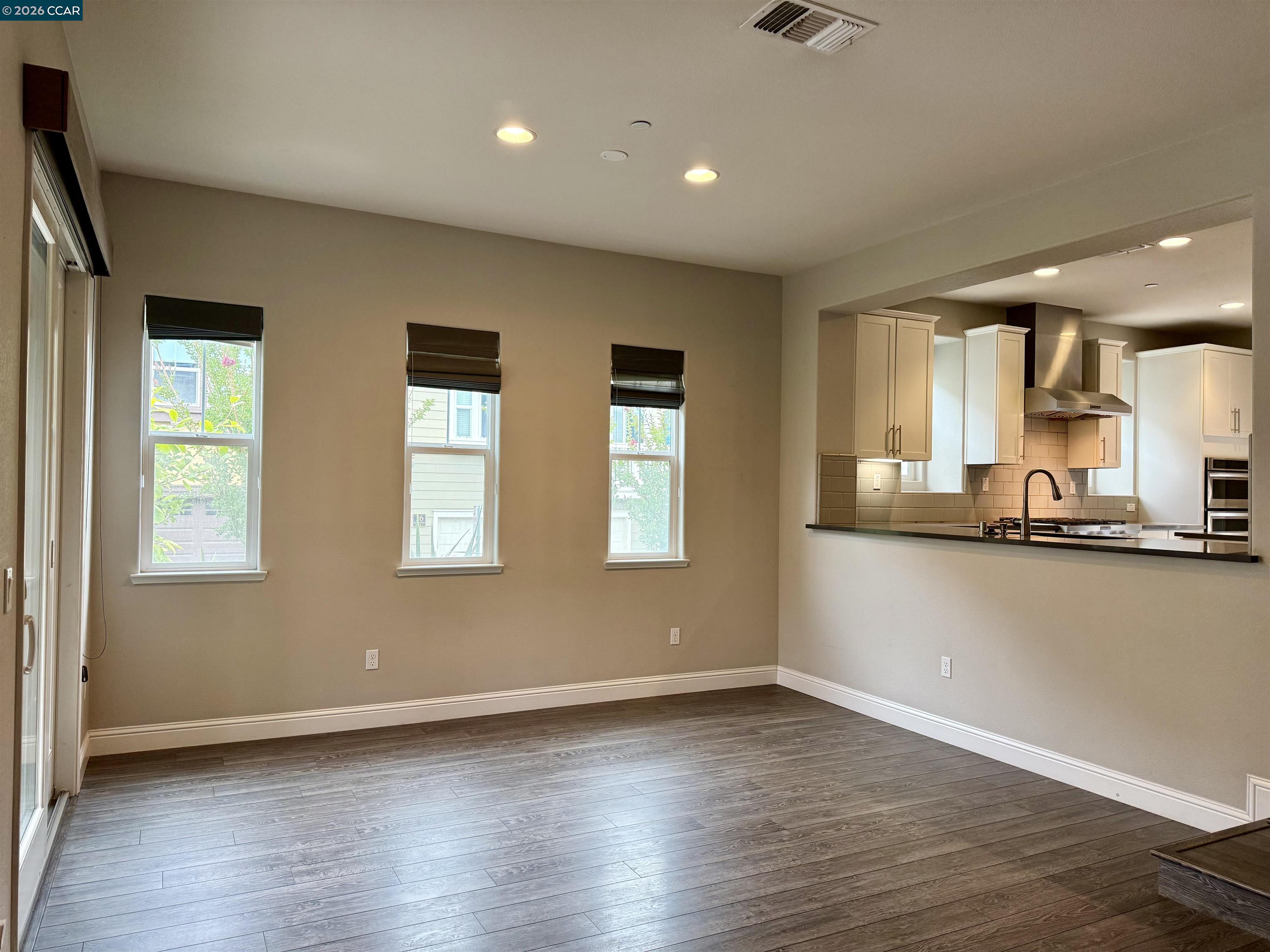 64 Persimmon Walk