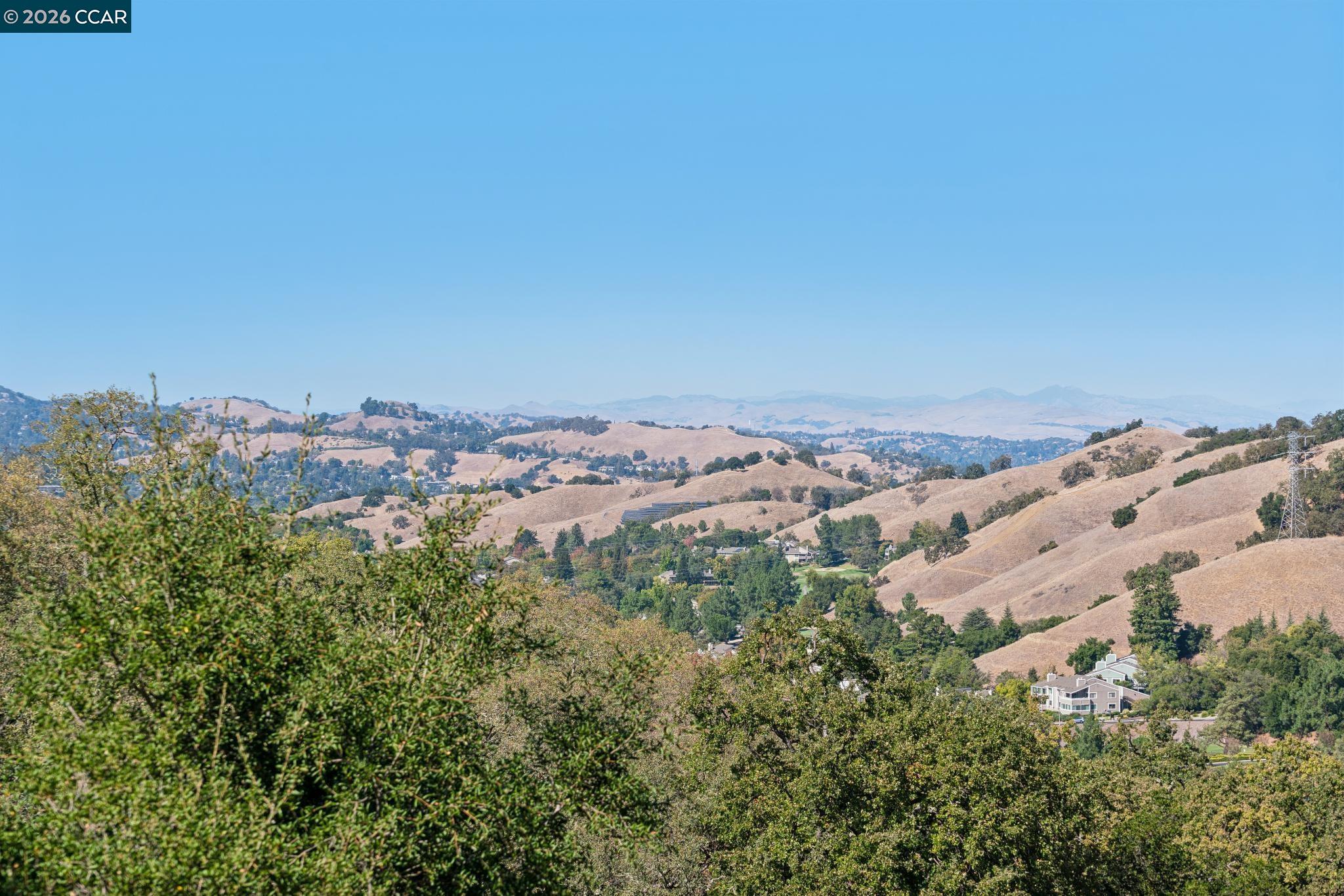 6512 Horsemans Canyon
