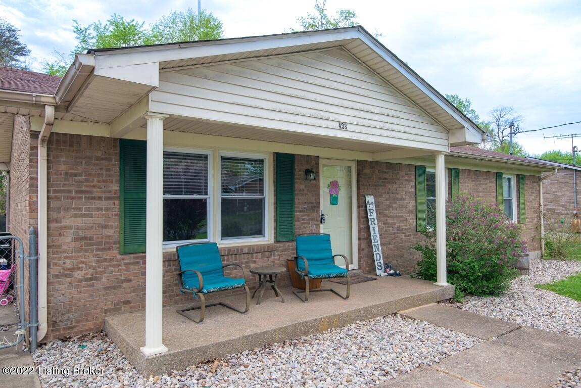 433 Dogwood Dr